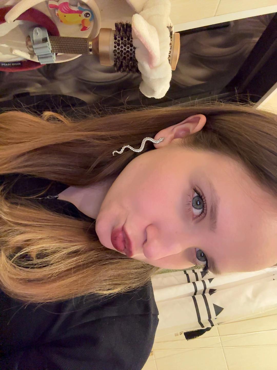 @Dasha624