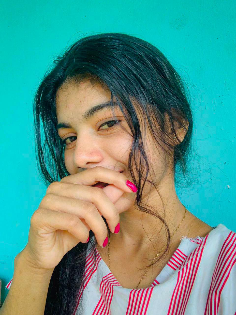 @&deg; ᥫ᭡_ &eta;&iota;ѕн&upsilon; _g&upsilon;яℓ ☁️🦋 ! "