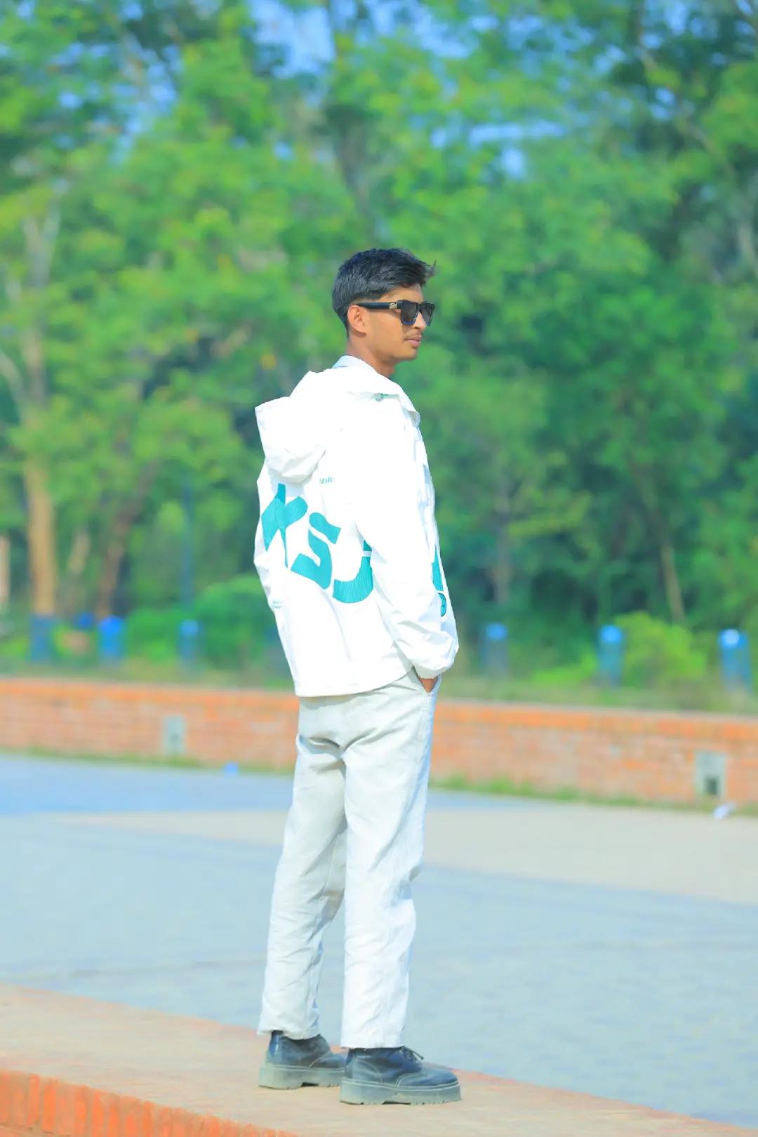 @🔱Sumit⚜️Ydv❤️🔥