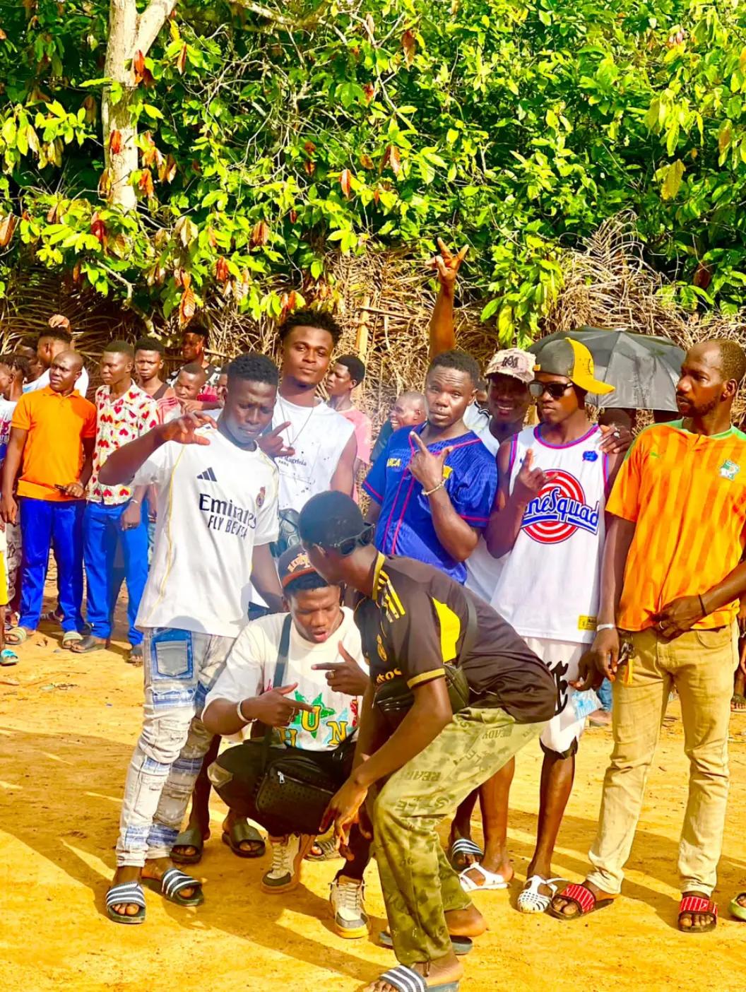 @K P  CFA💪🇧🇫