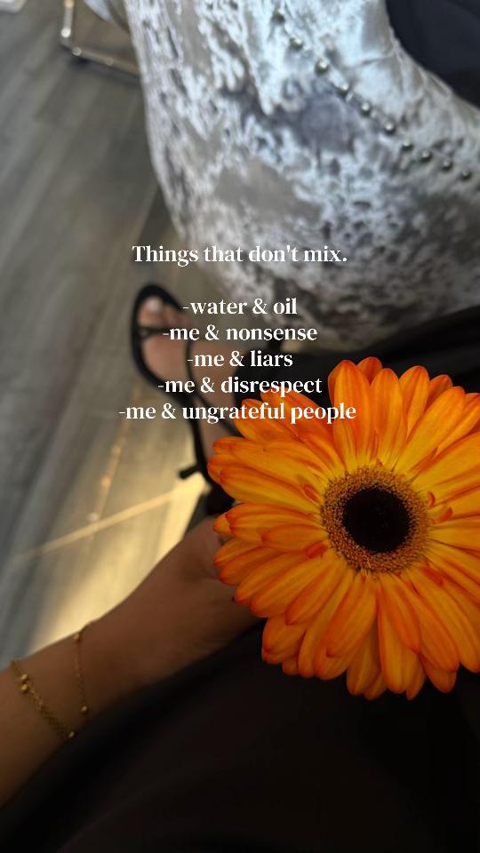 @𝓝𝓡 🕊️
