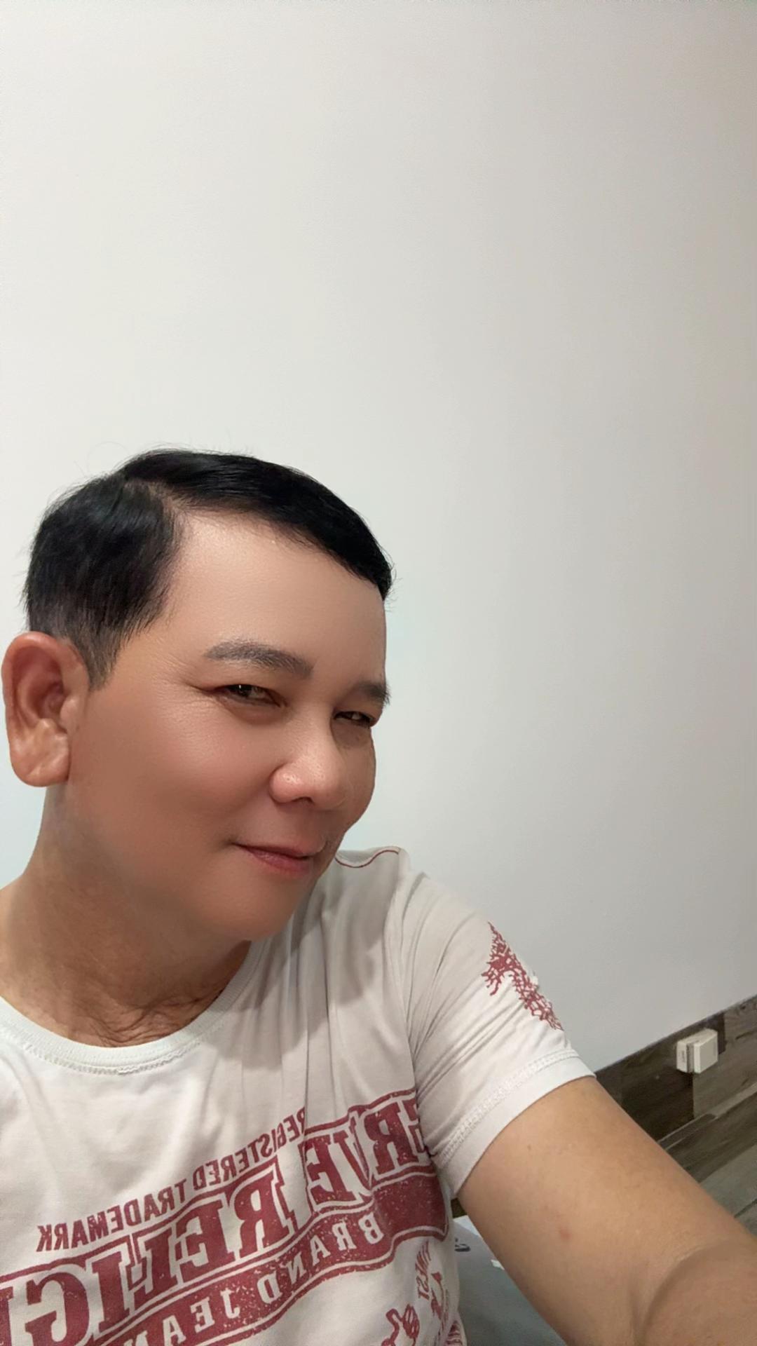 @Long Quận 9