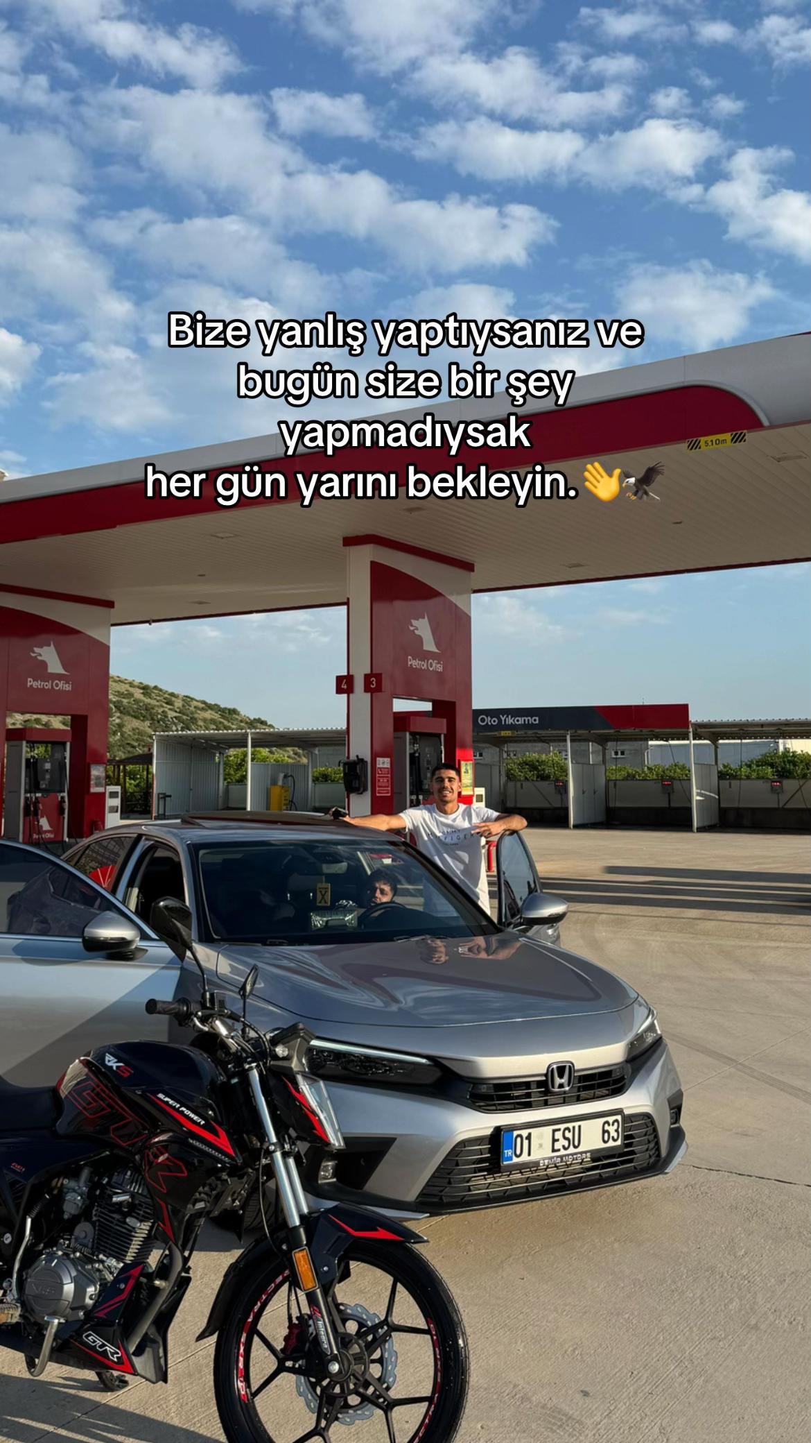 @Batuhan &Ouml;zt&uuml;rk