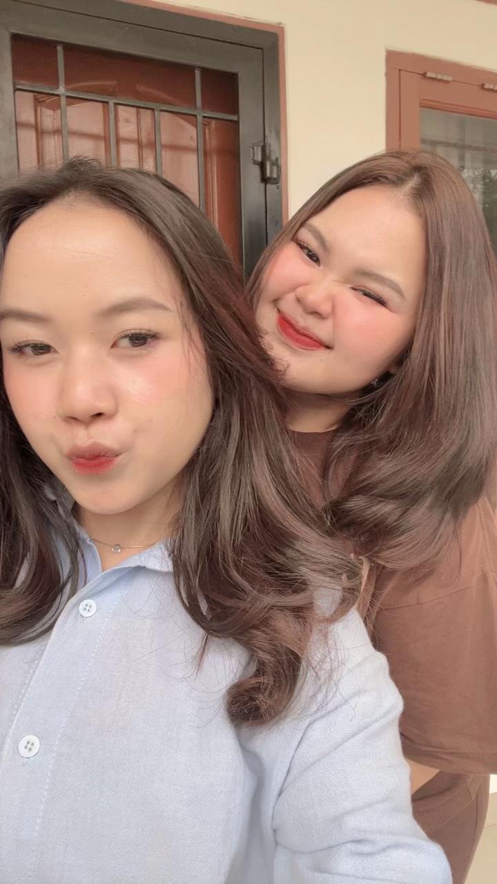@Nisaa18