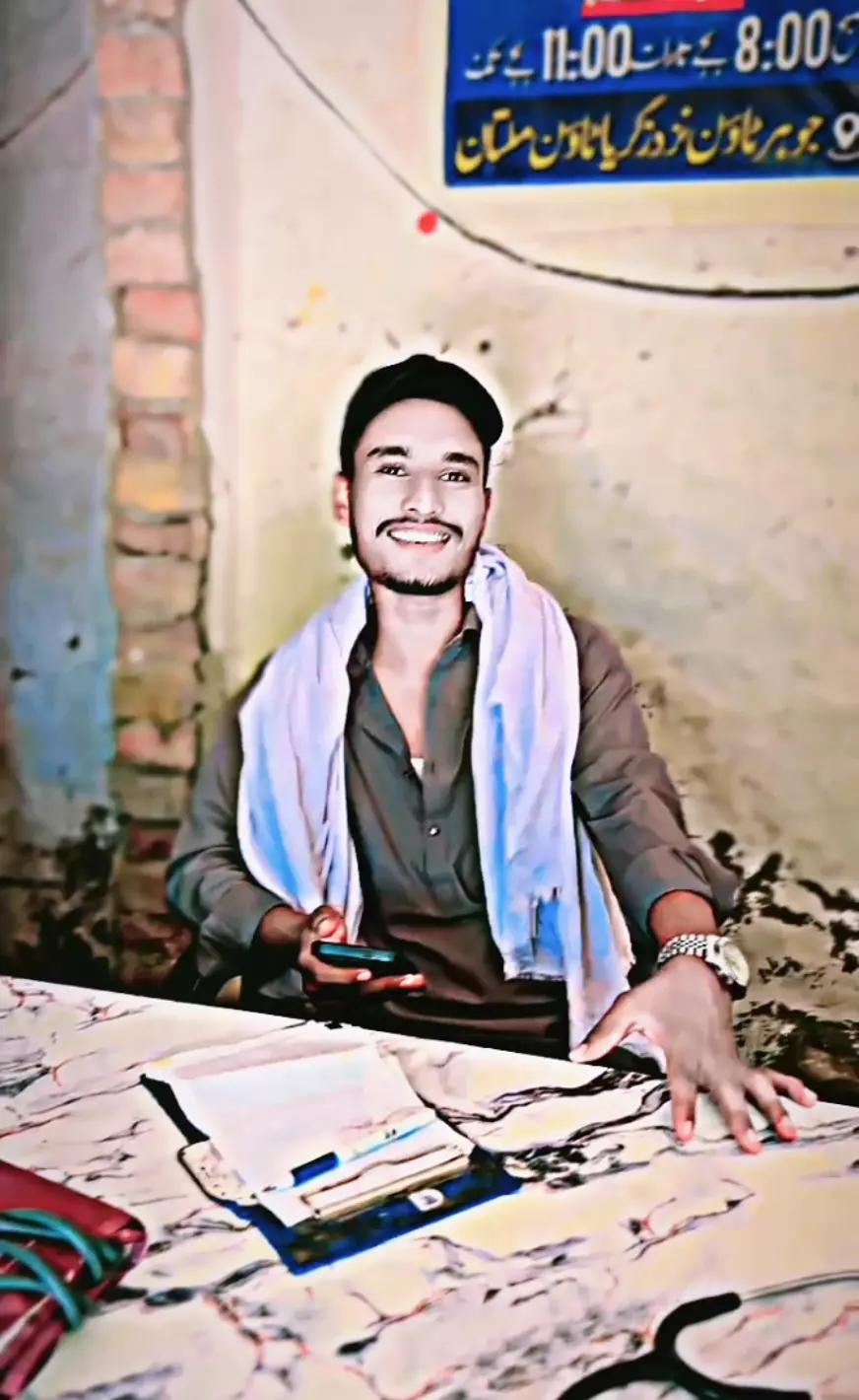 @Momin kharal👑