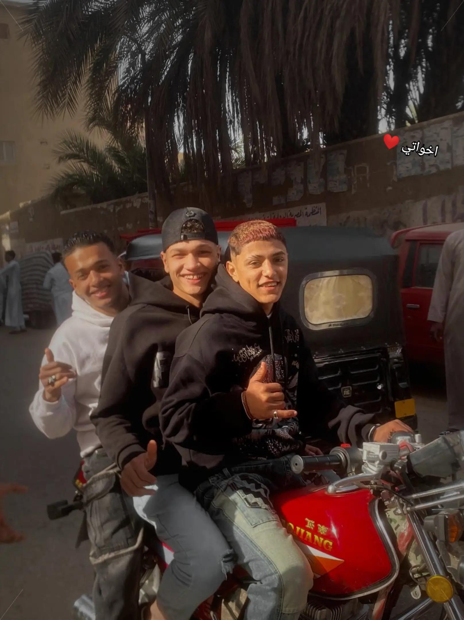 @الــــــ🐺ـــــزوز