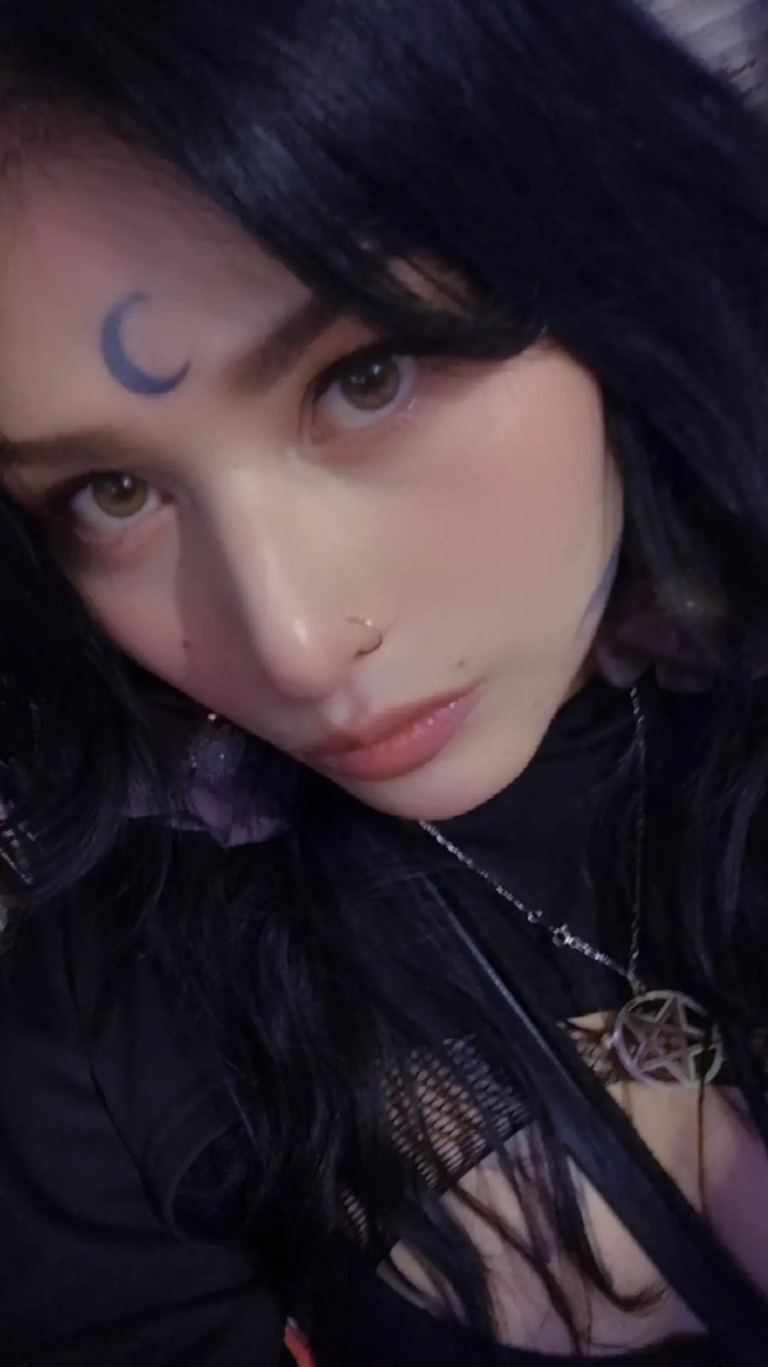 @L&iacute;nn 🔵