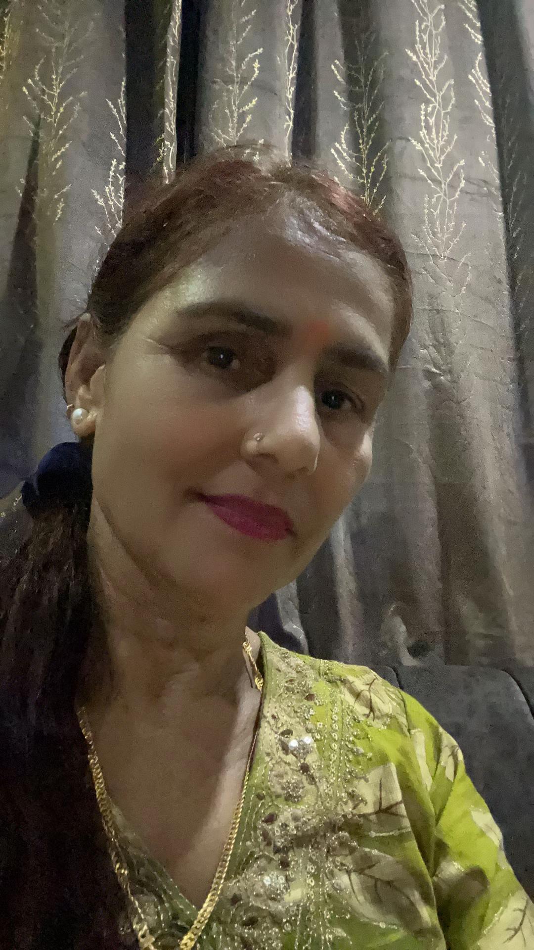 @Amrita Bhandari732