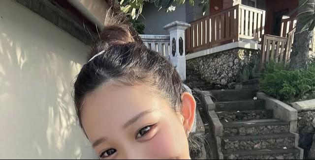 @み