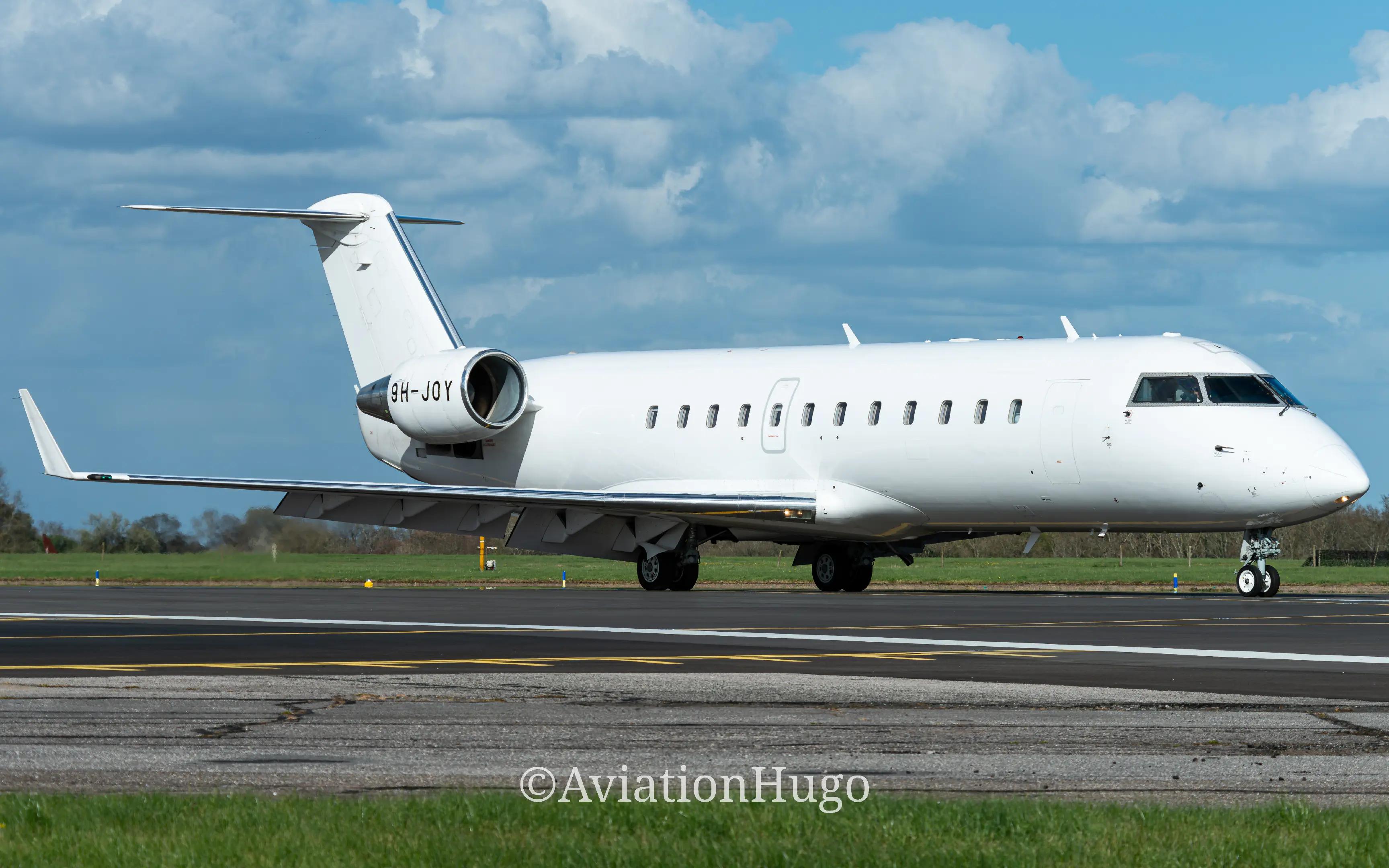 @AviationHugo