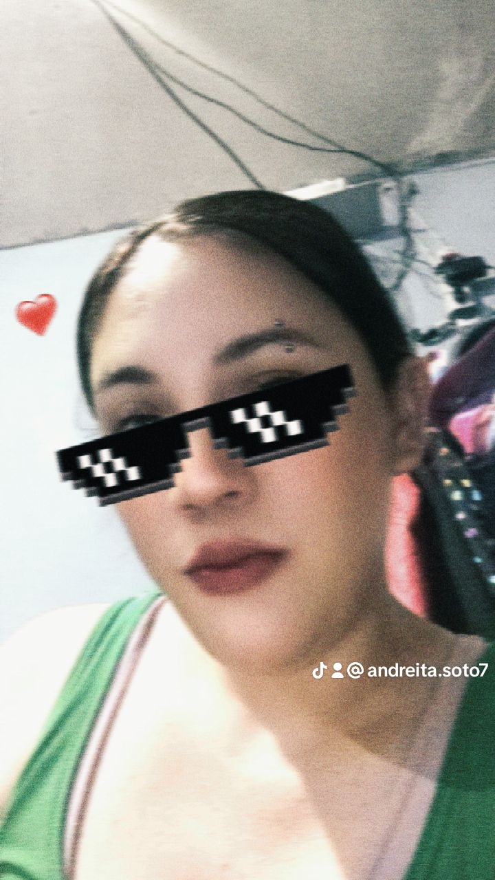 @Andreita Soto