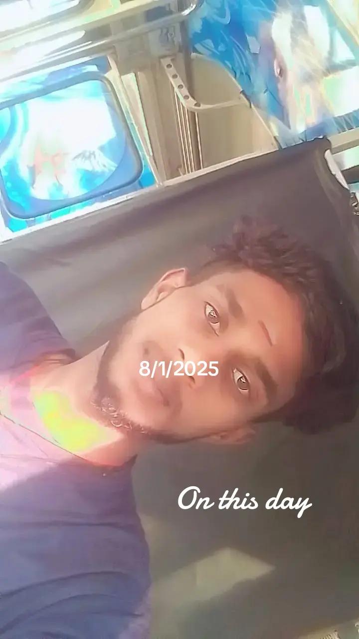 @Naveen ๐บ MY Sharu YU 4704