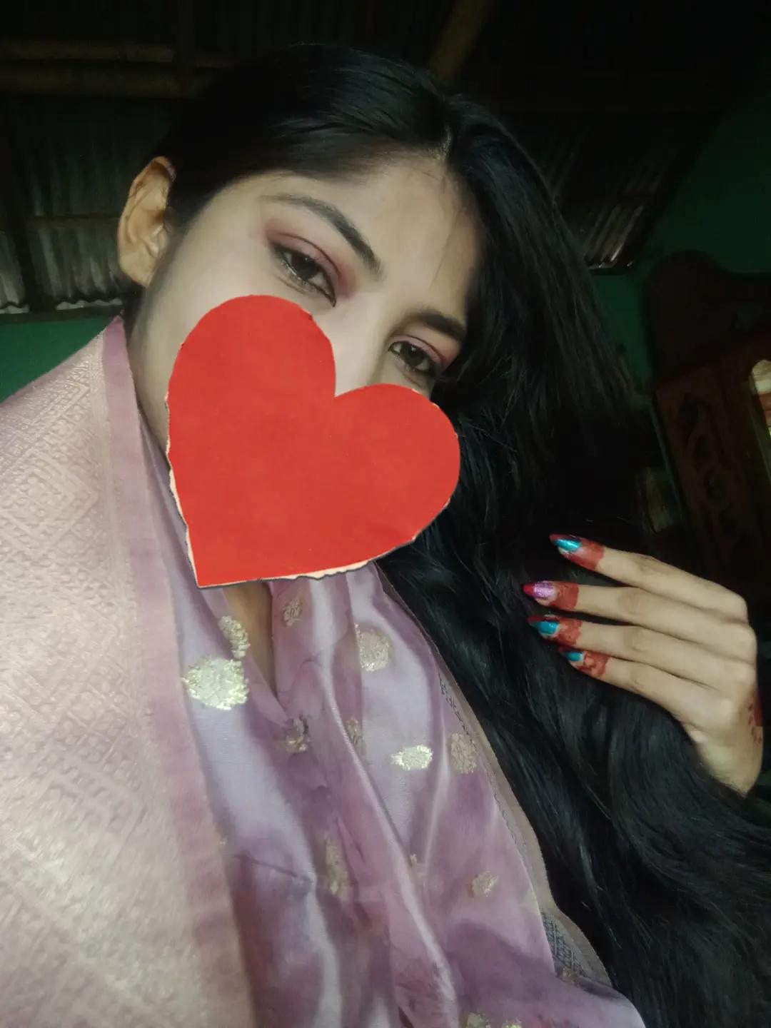 @{~Mis:Tania~}
