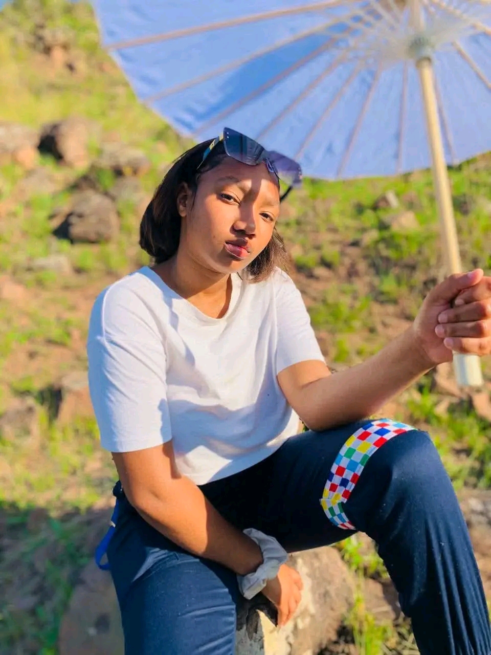 @Isakhanya