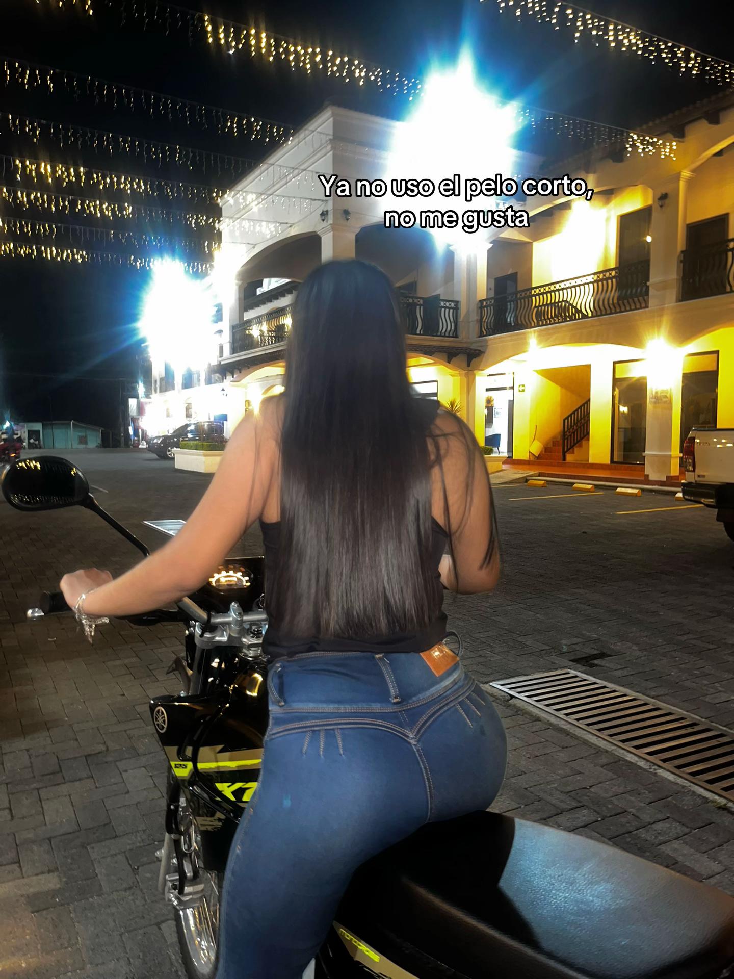 @𝓡𝓸𝓼𝓶𝓪𝓻𝓲𝓵𝔂𝓷