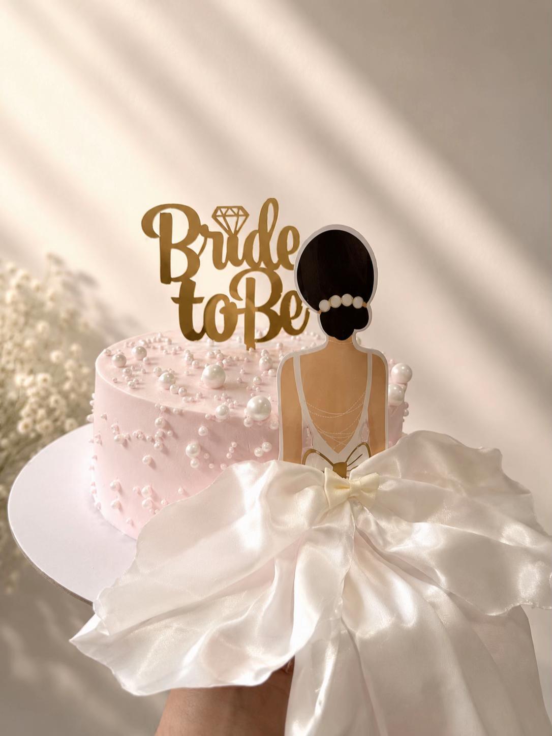 @Cakeora Bakes
