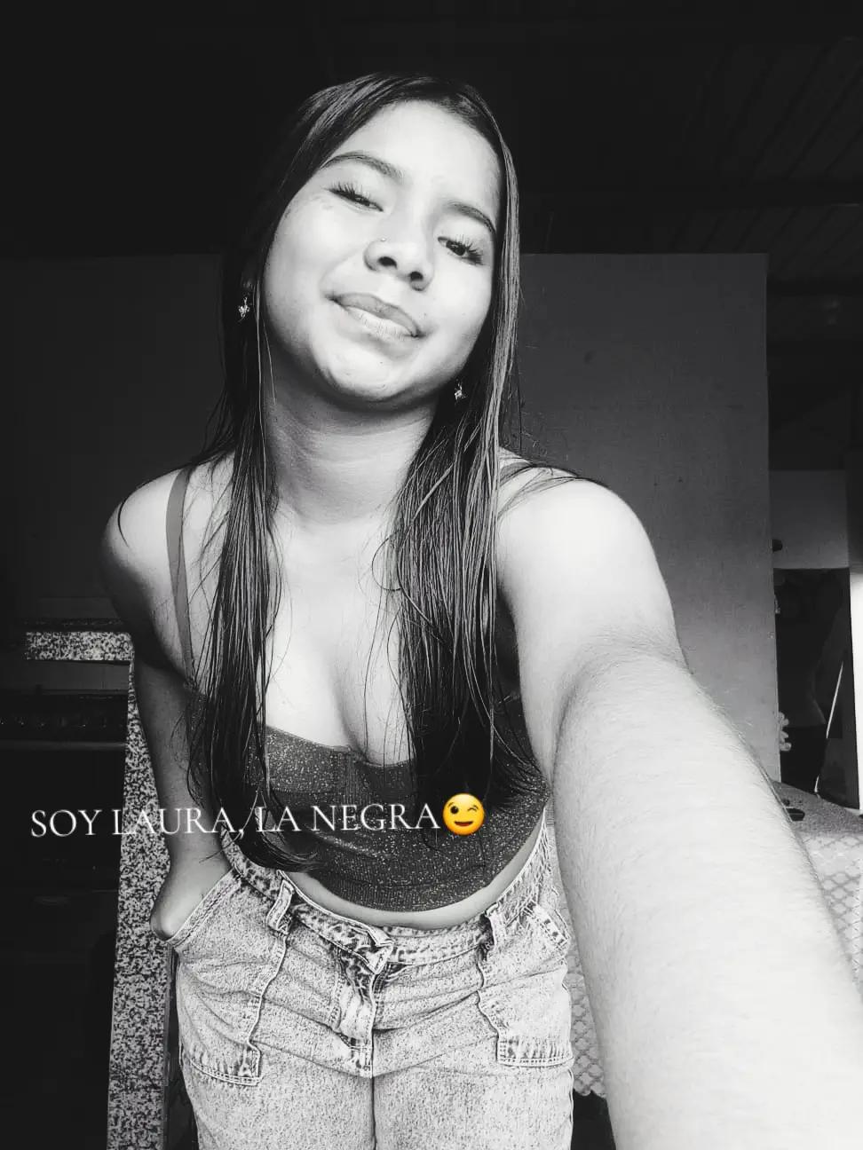 @LAURAA🌸🥥.
