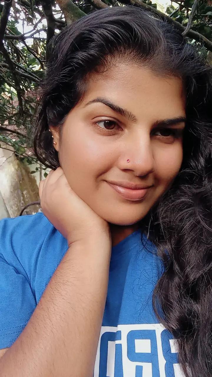 @❤️ 🧚 මලී 👩🦰 🌺🫰