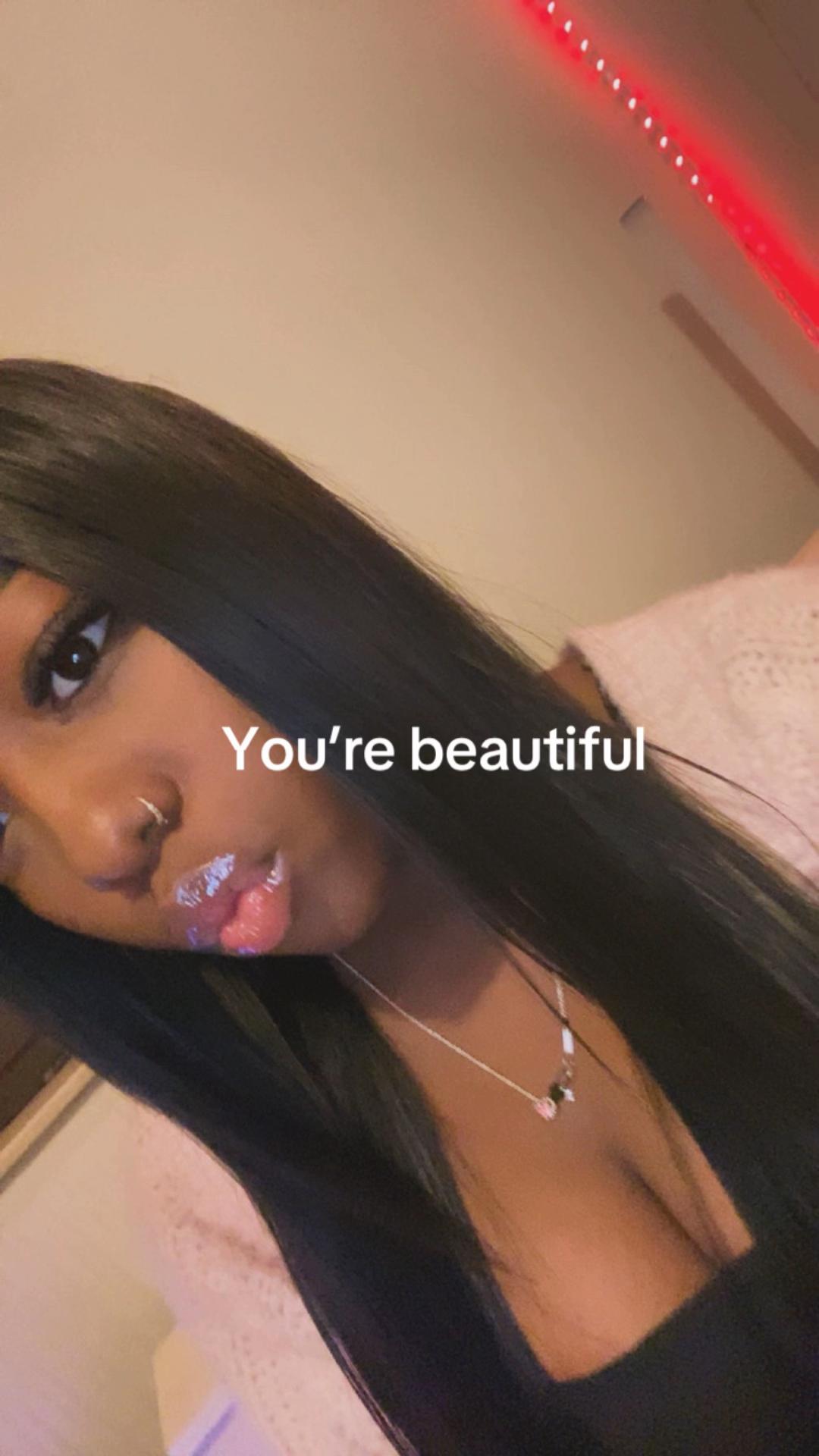 @q🍫