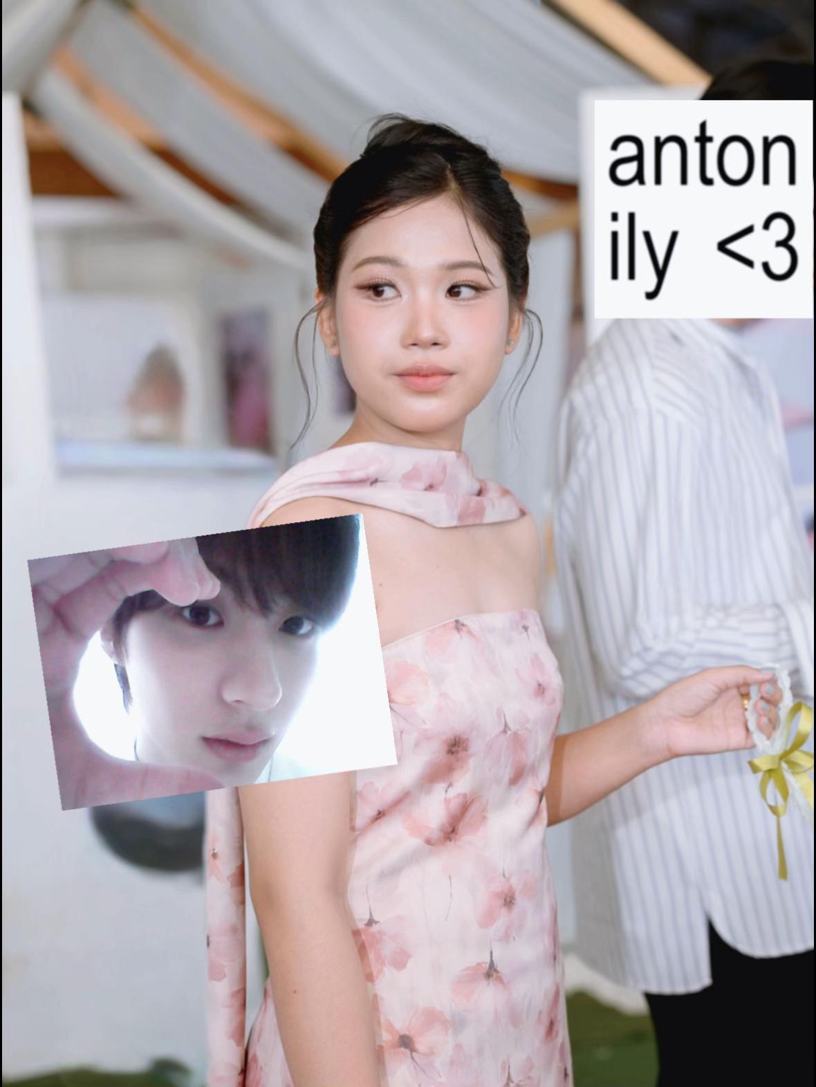 @★^-^★