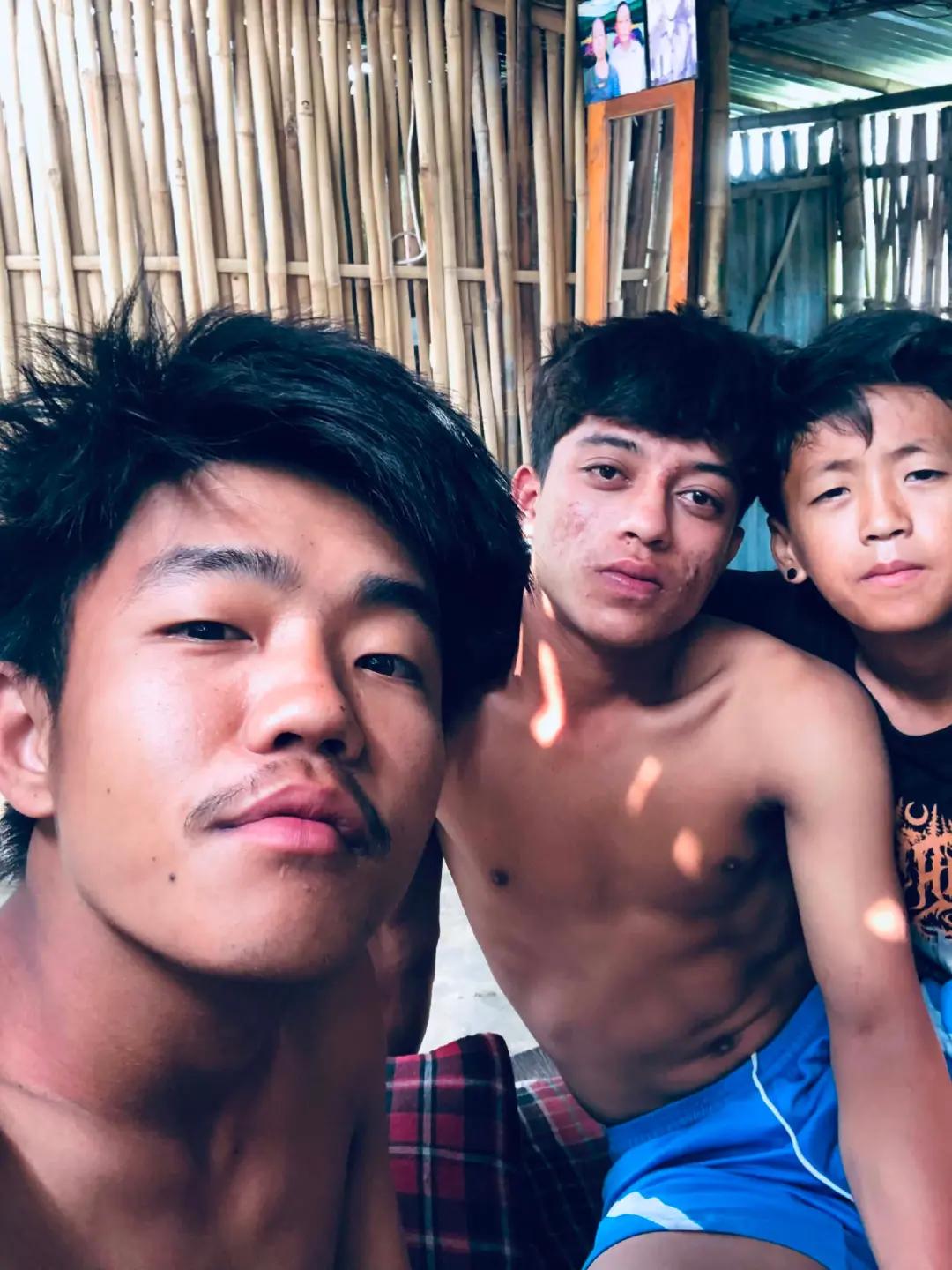 @Raj xettri🧿✝️