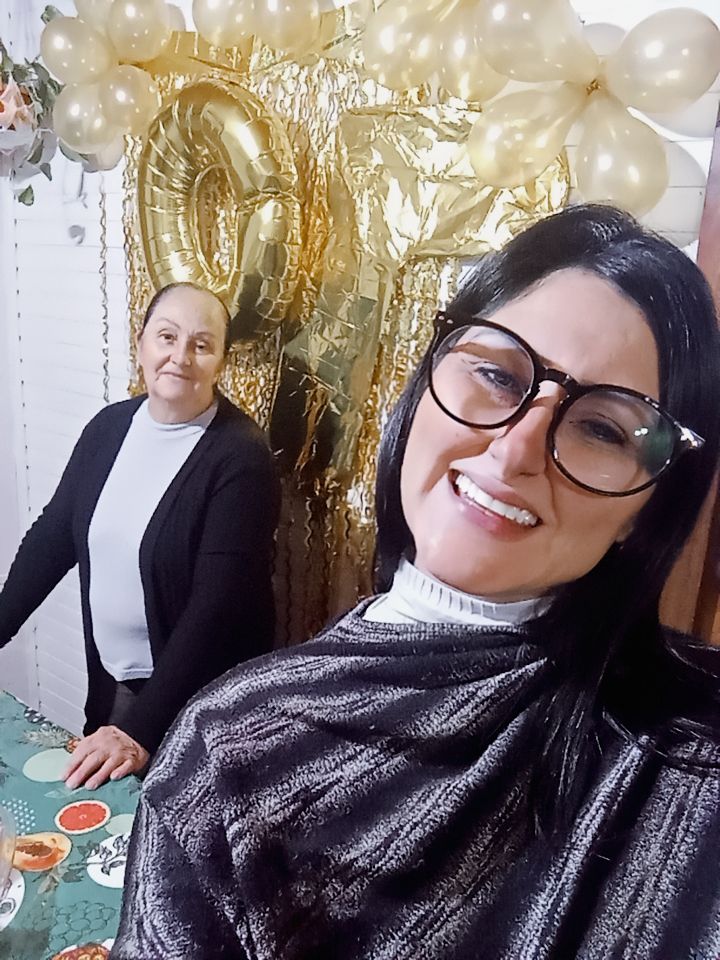 @Denise ga&uacute;cha🌪⚡️🧡