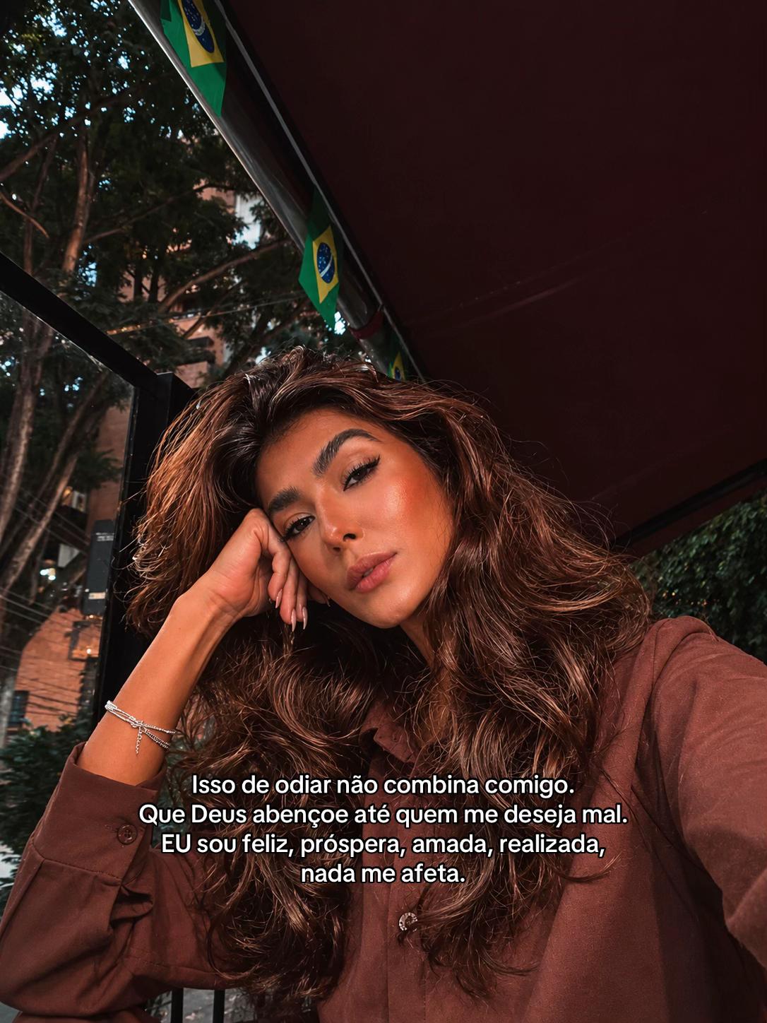 @Leticia