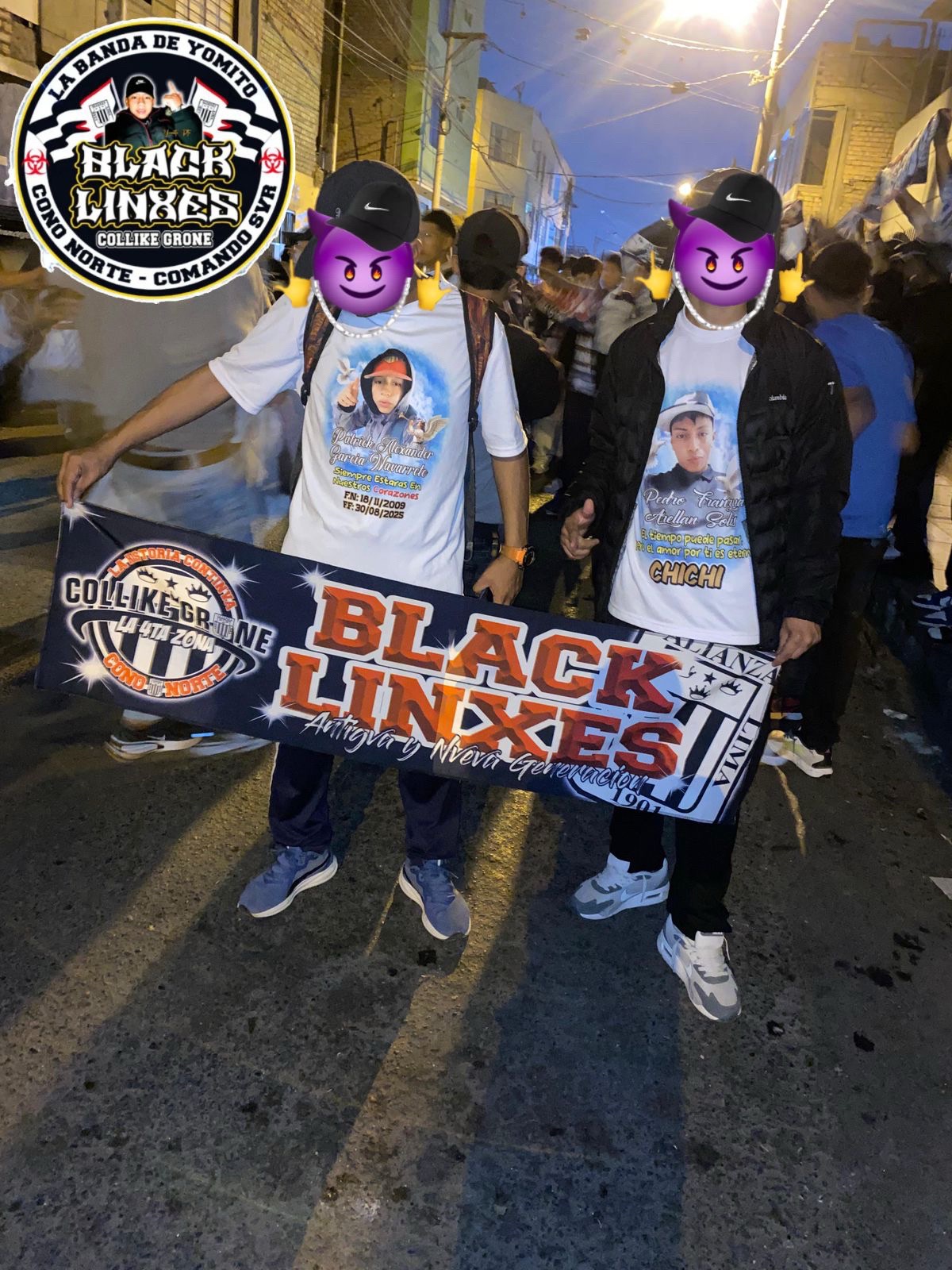 @BLACK LINXES COLLIKE GRONE