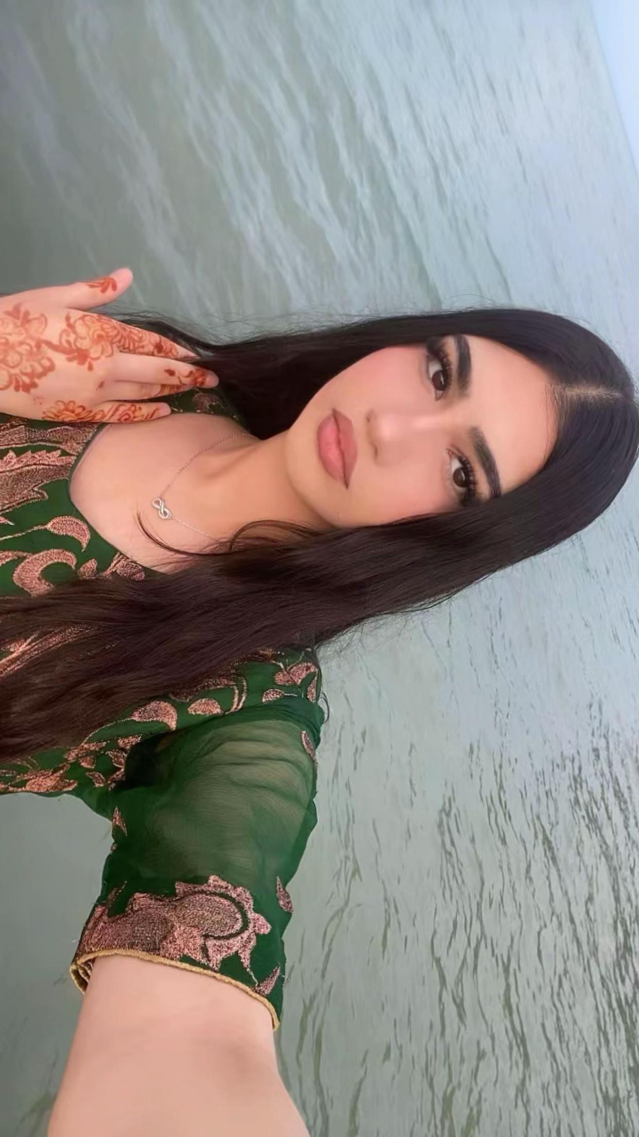 @𝓱♾️.