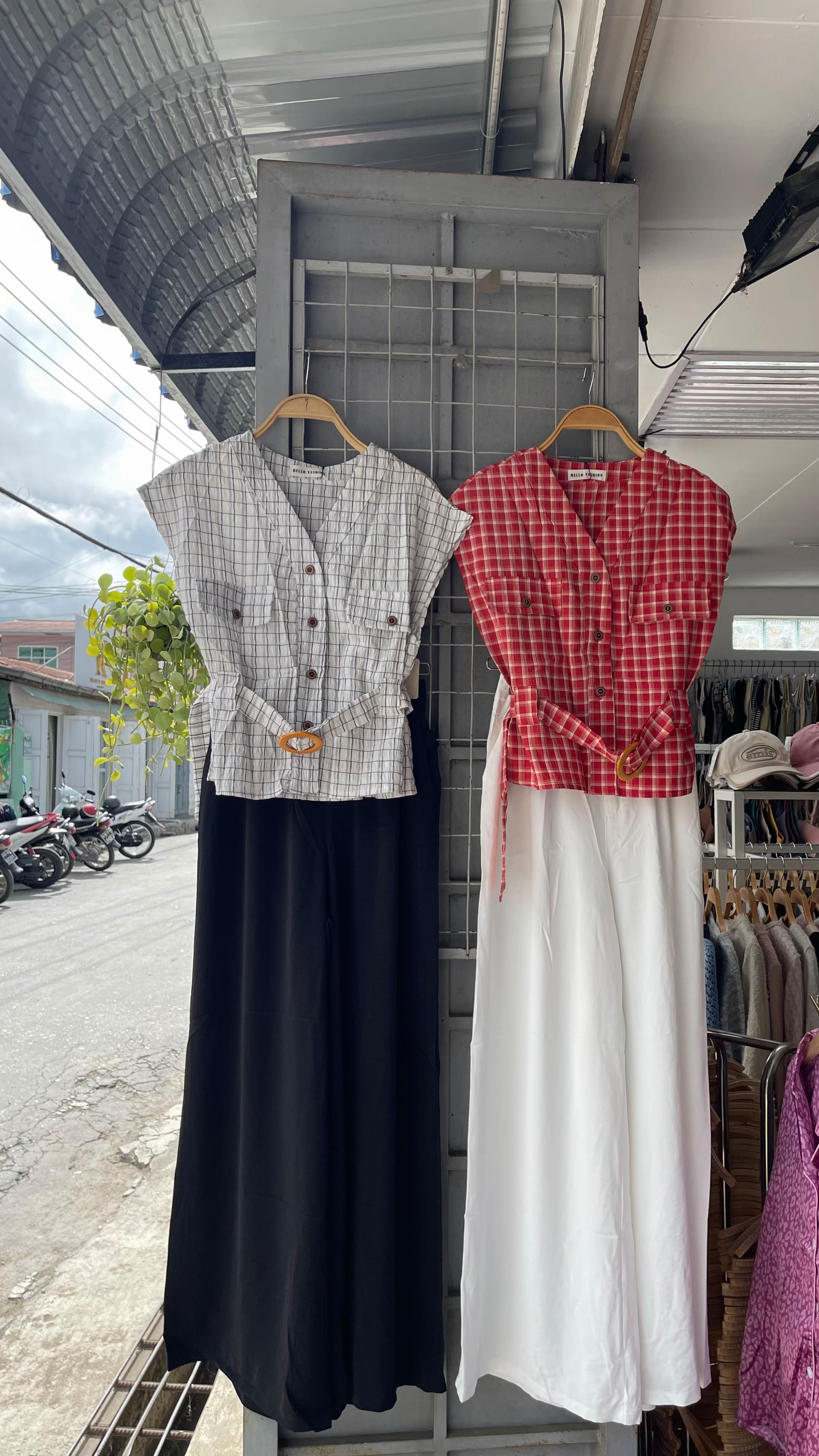 @Kit Kit Clothing(Tgi)