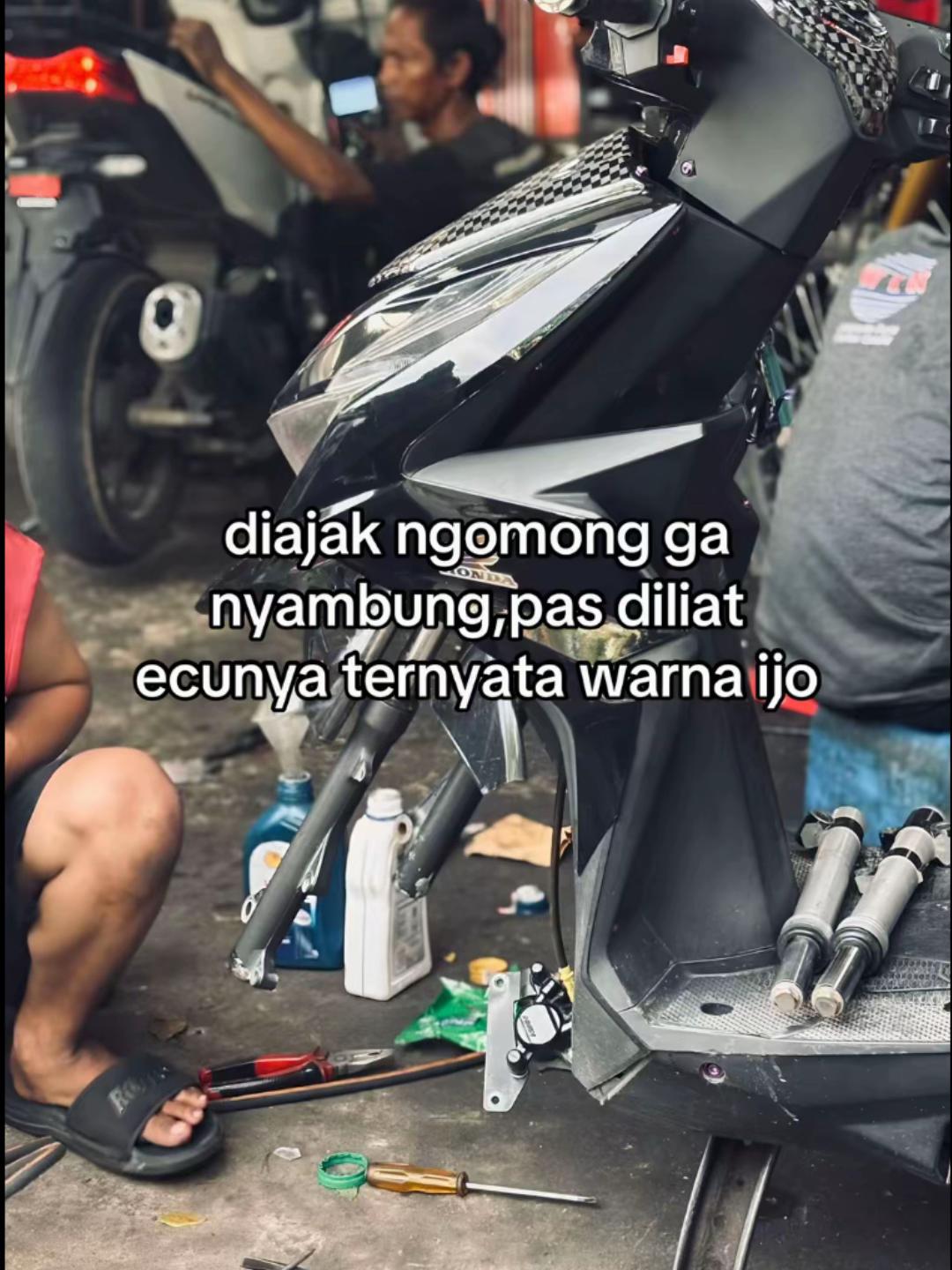 @Momon👾