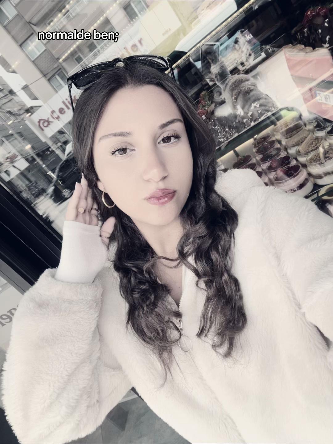 @𝒞ℯ𝓎𝓁𝒾𝓃