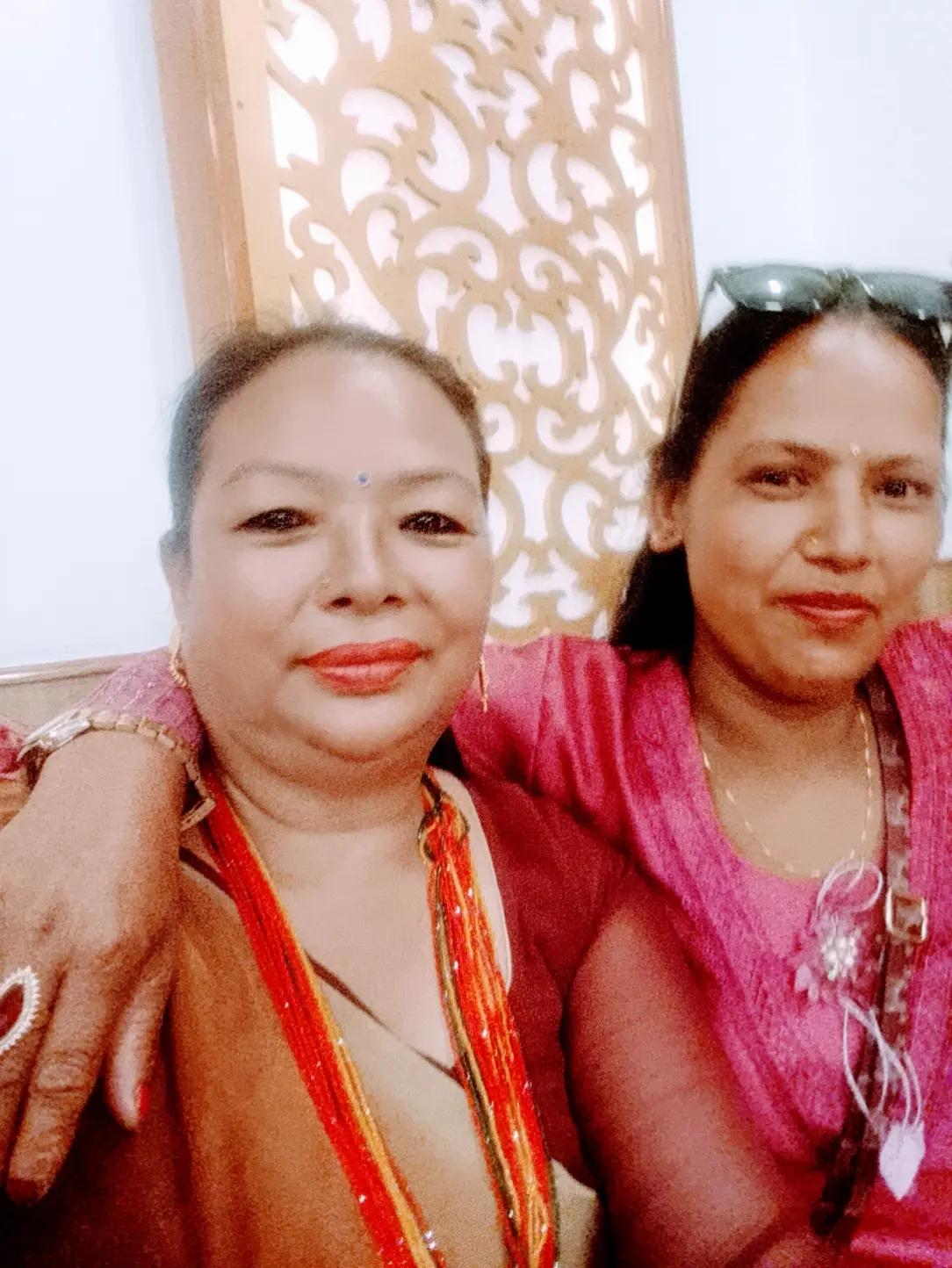 @sumitra ghisin