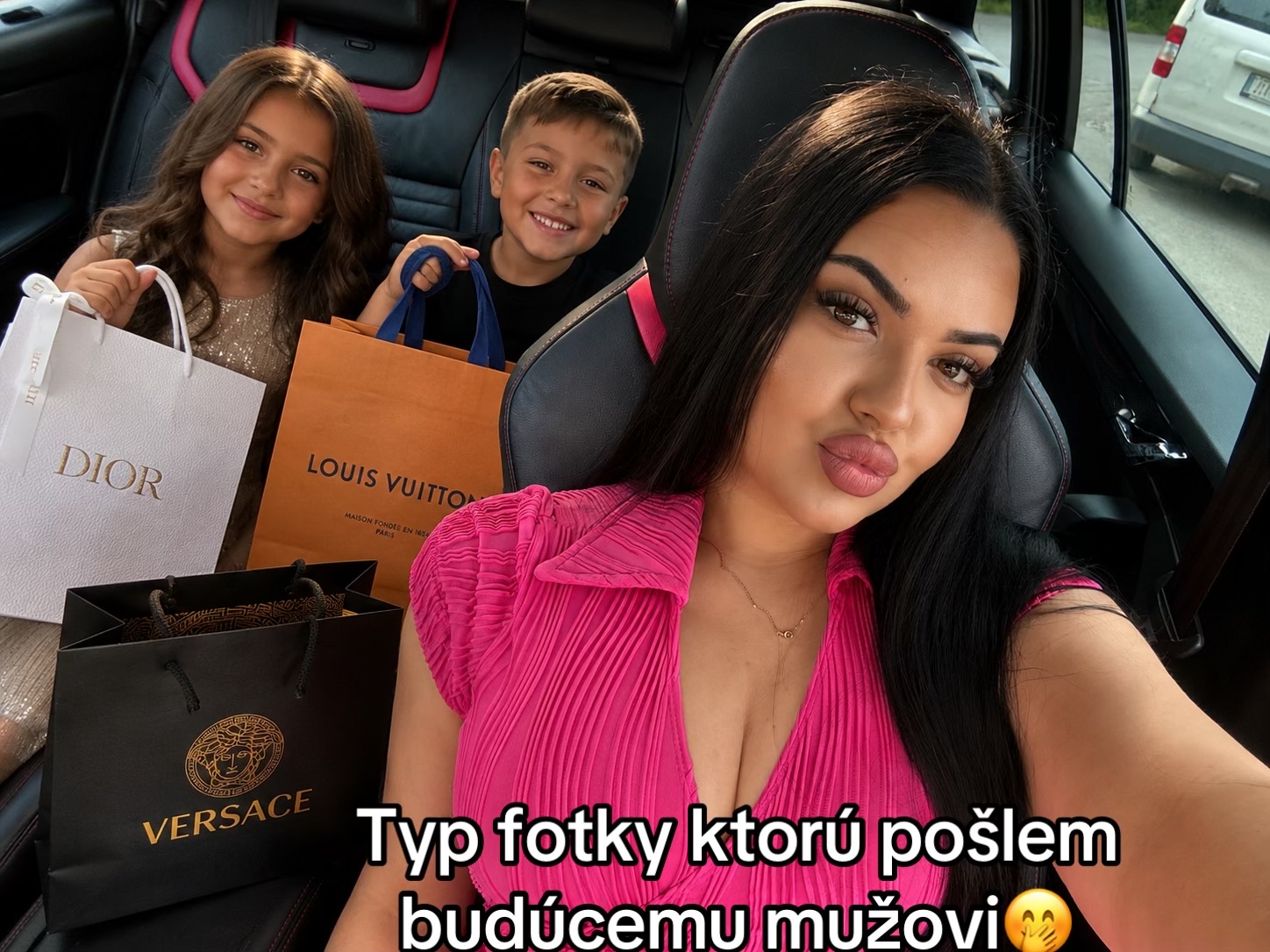 @Nikoletka💋