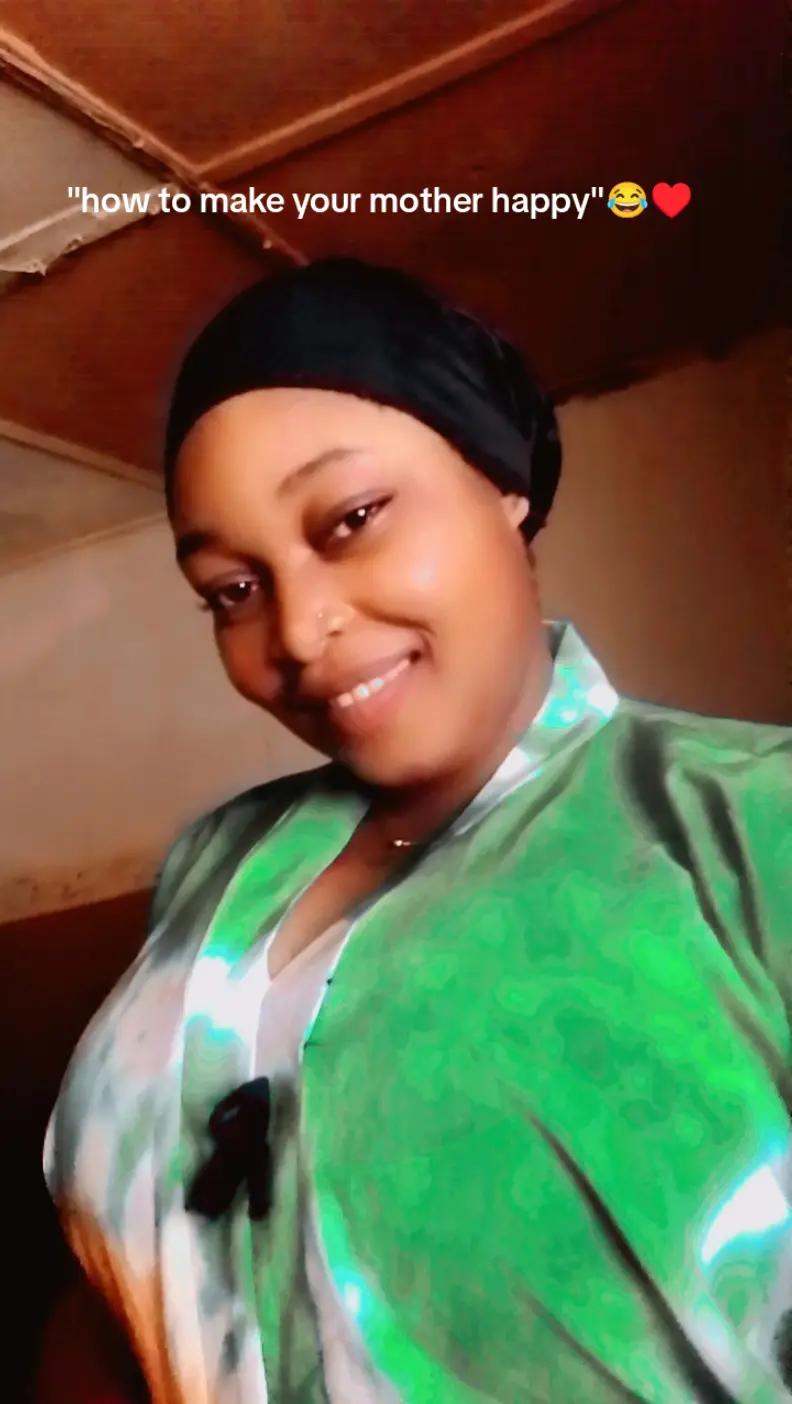 @busty baddie 🥰💃