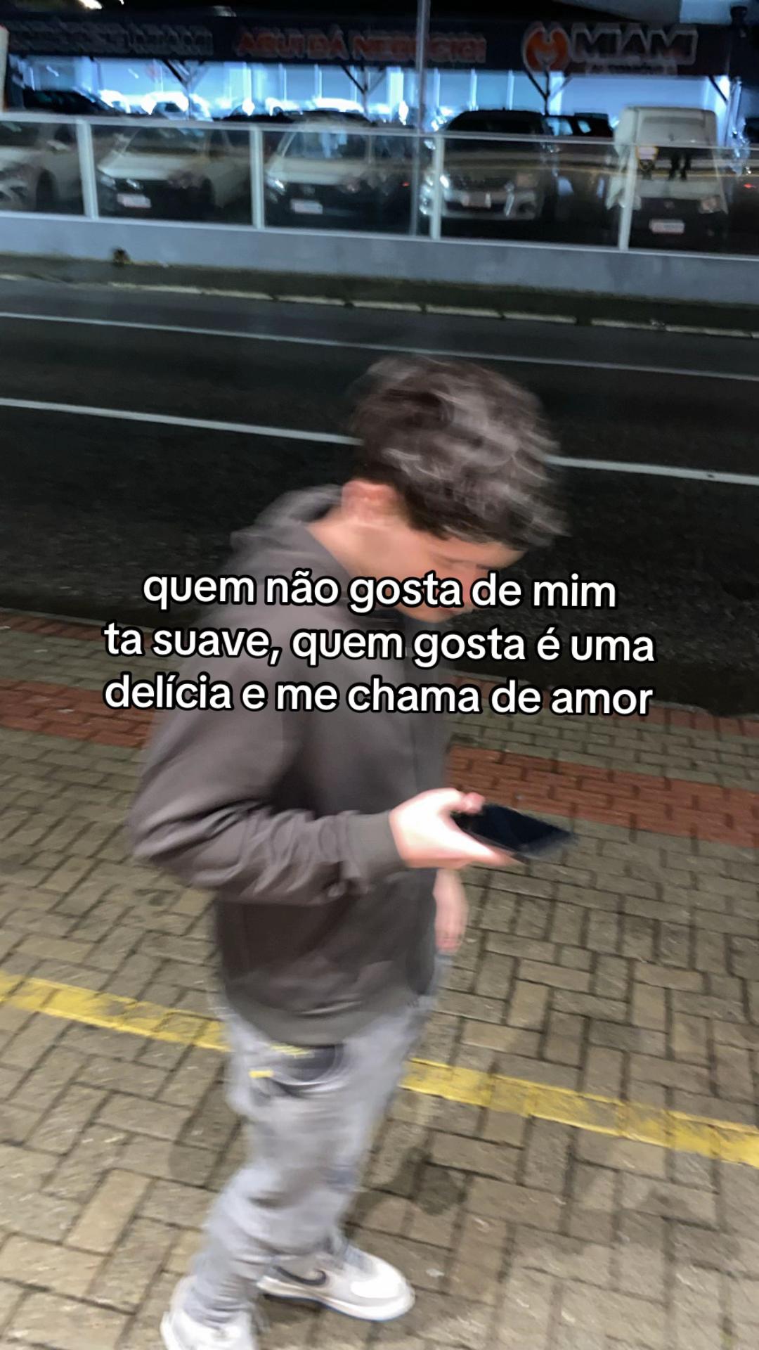 @rezini