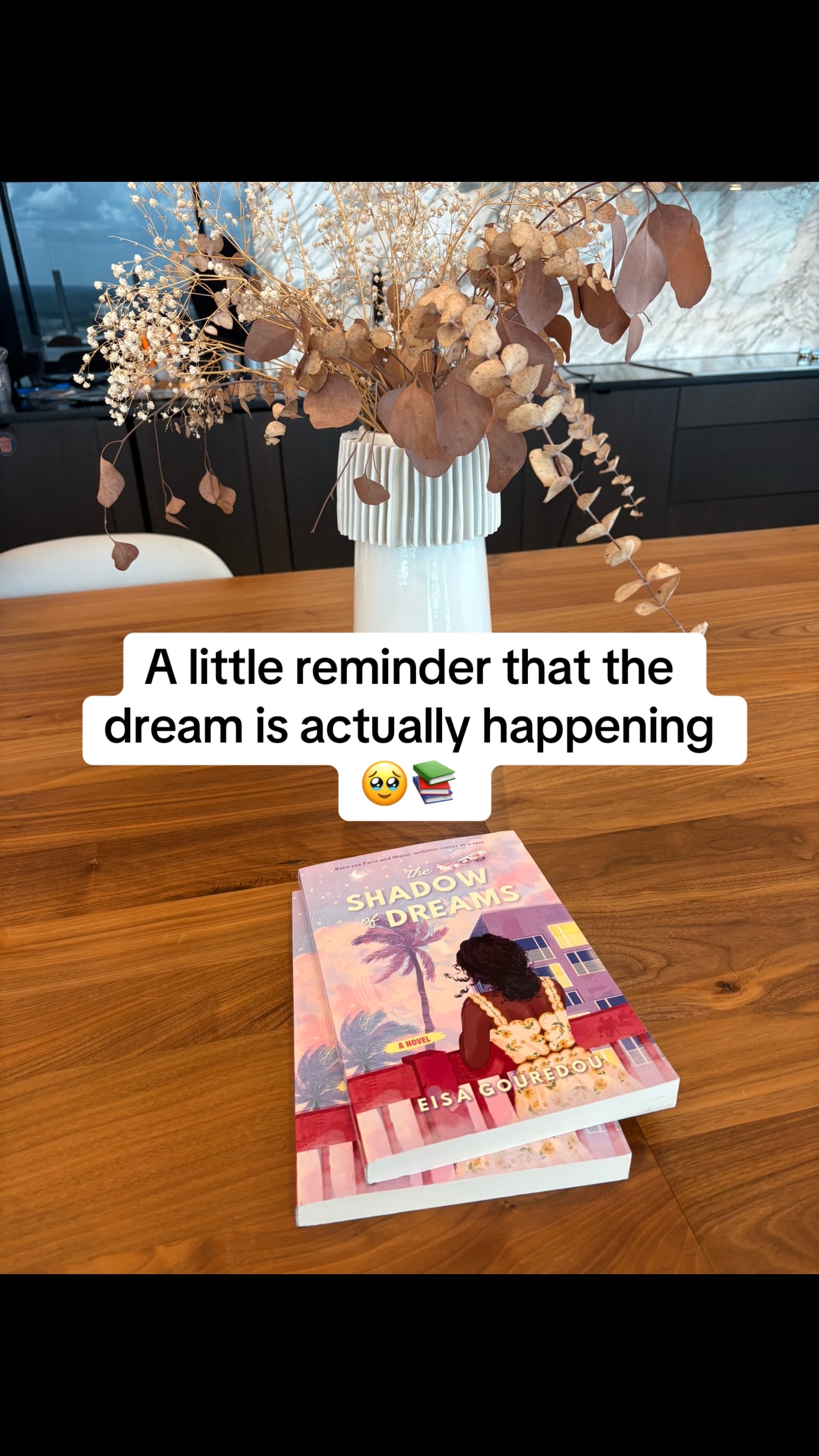 @Eisa | Author