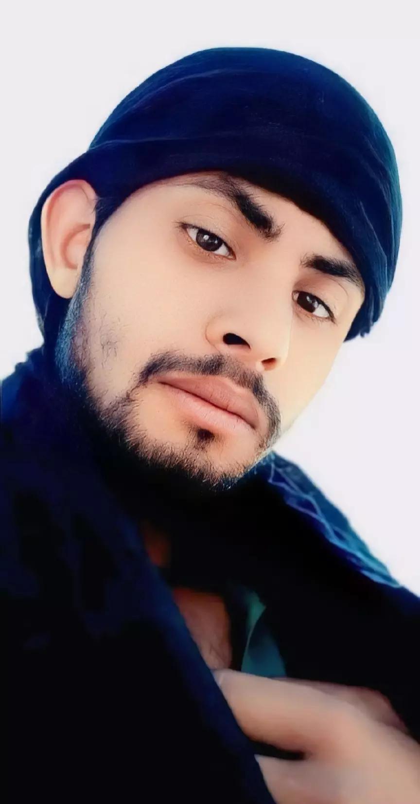 @kashmiri
