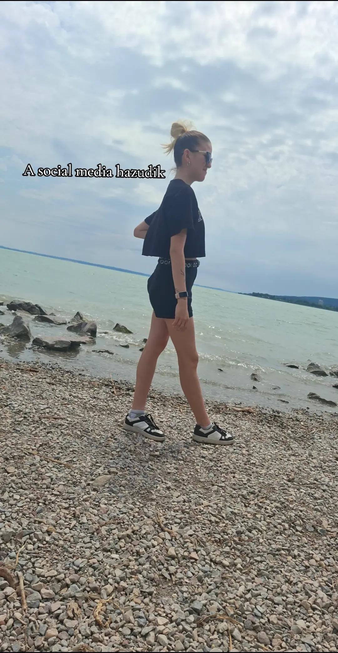 @🦢