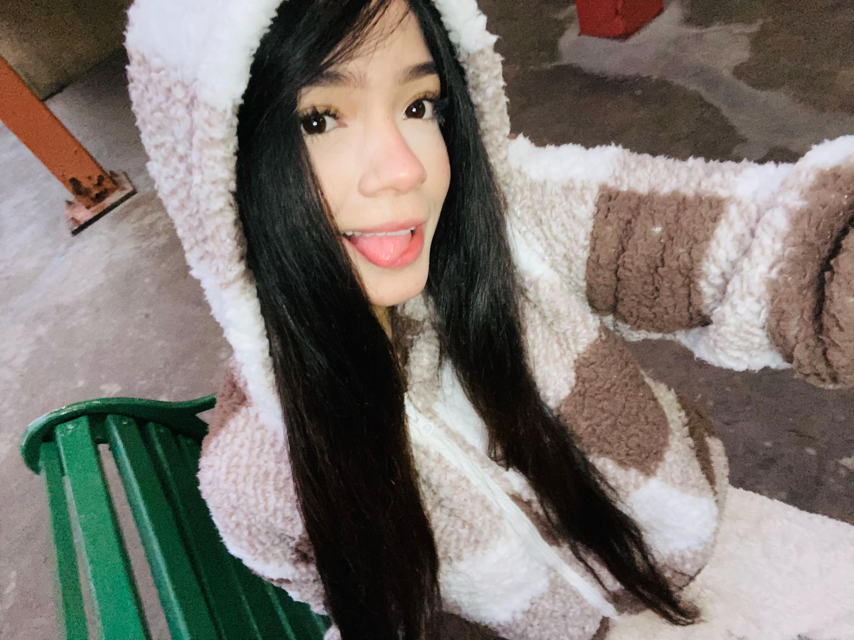 @vickyy ๐ฉ๐ป๐ฆฑ