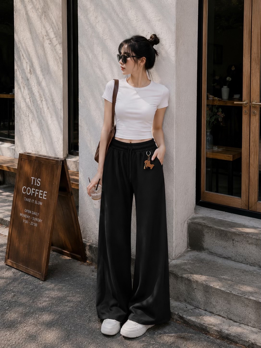 @TIỆM CROPTOP XINH XĨU- EIGHTYK