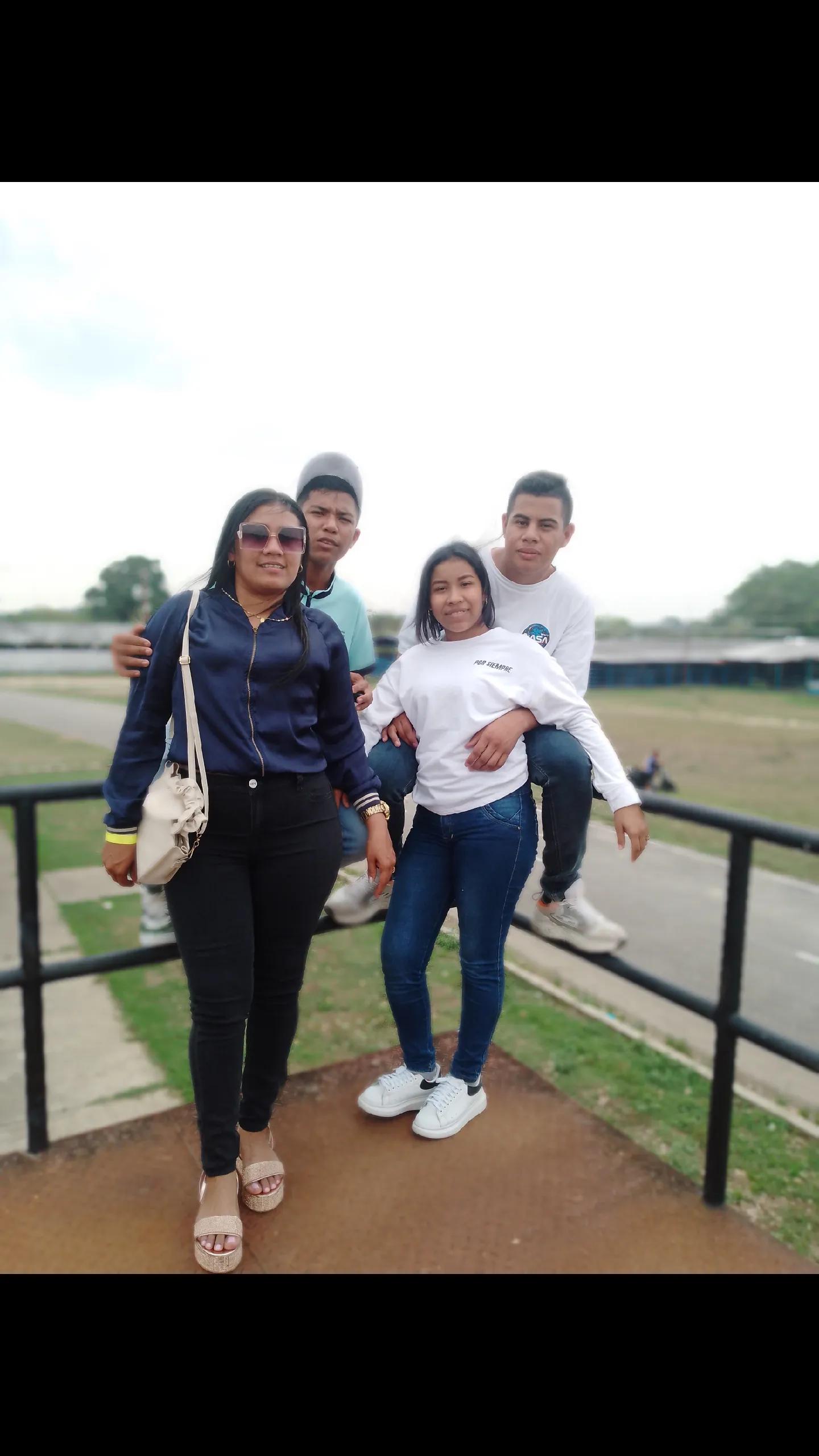 @mairaguevara909