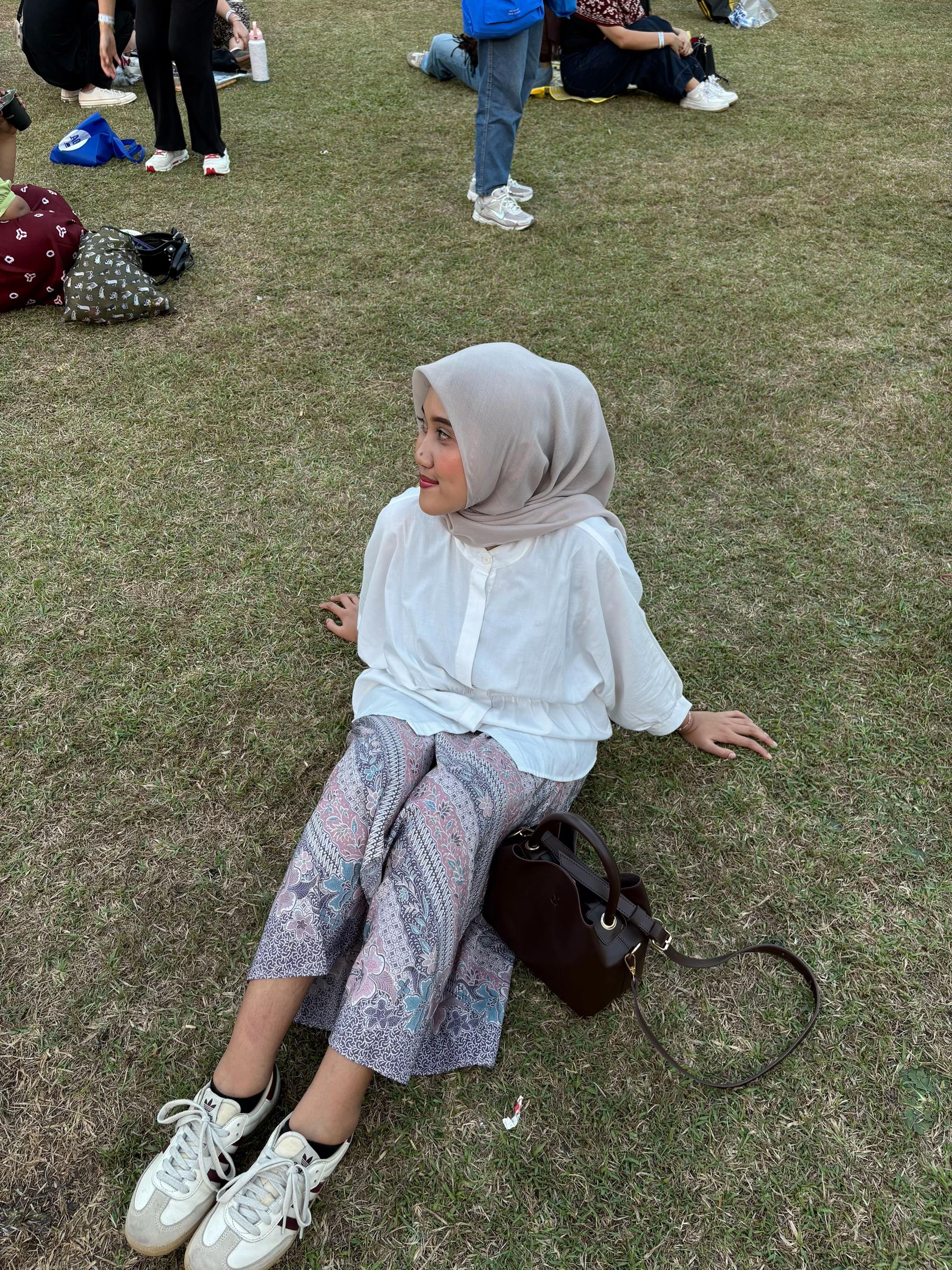 @dinaarna