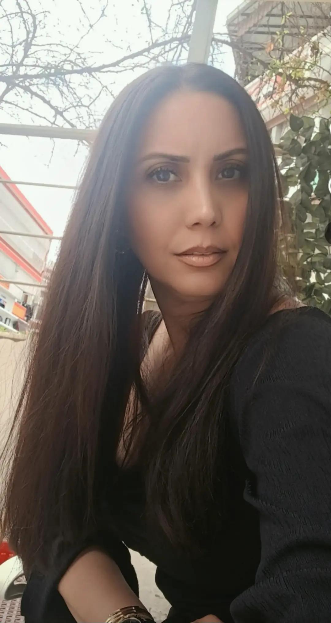 @&Ccedil;iğdem Şenocak ރ
