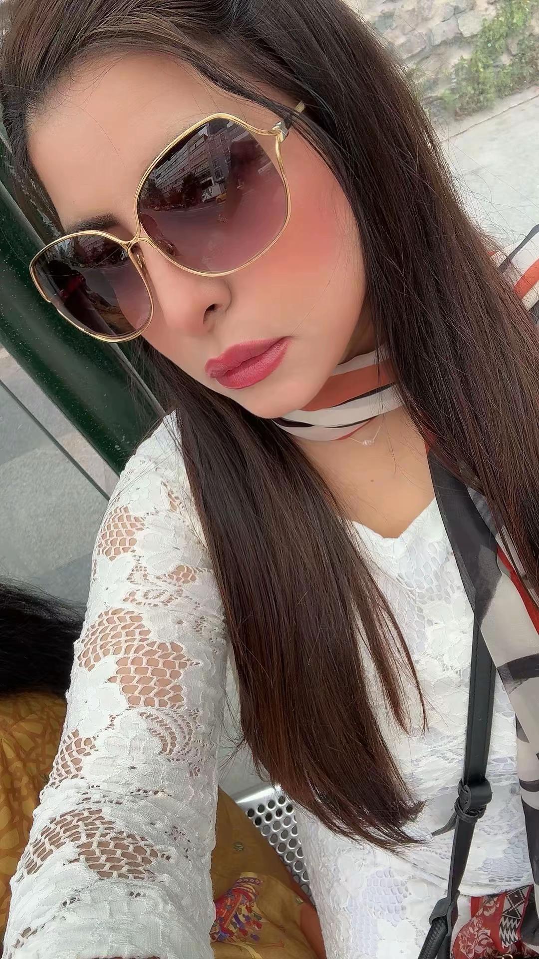 @Uzmaa tahir