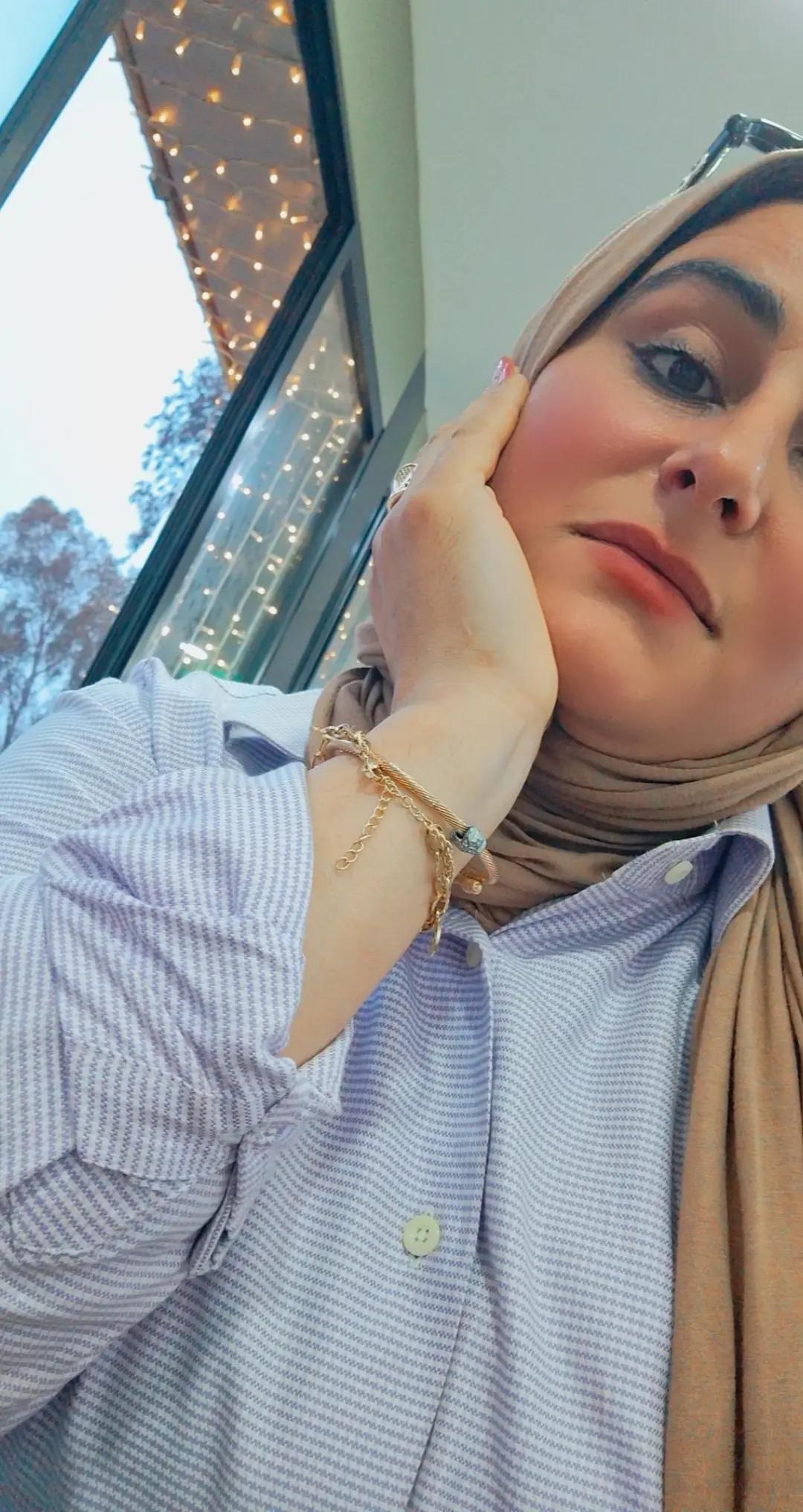 @Mouna Boussouibaa