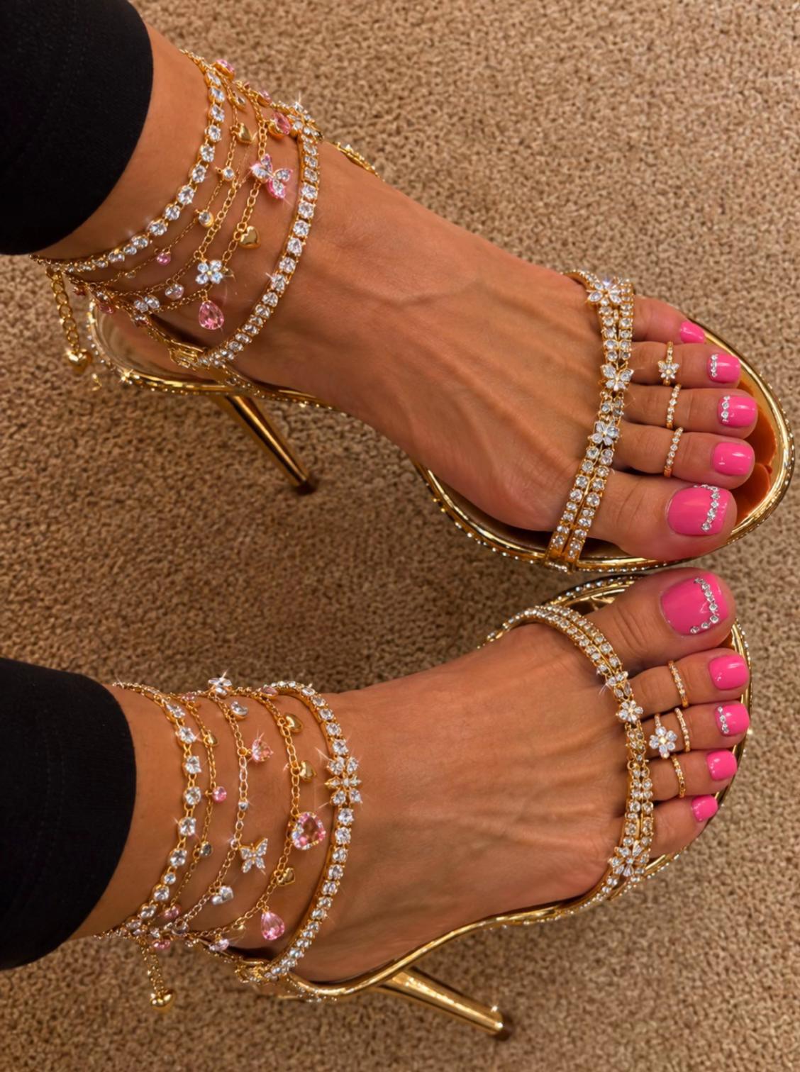 @Mia Isabella