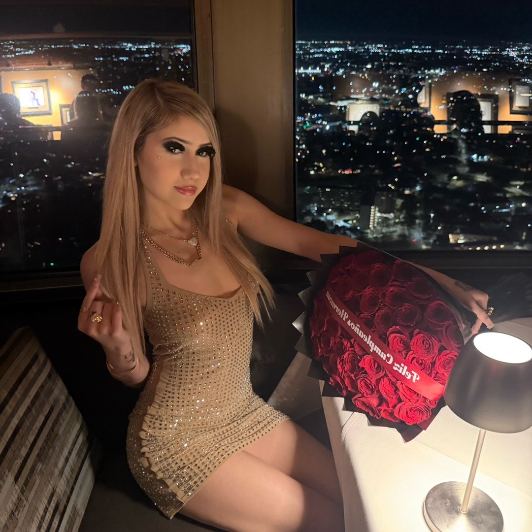 @Doll