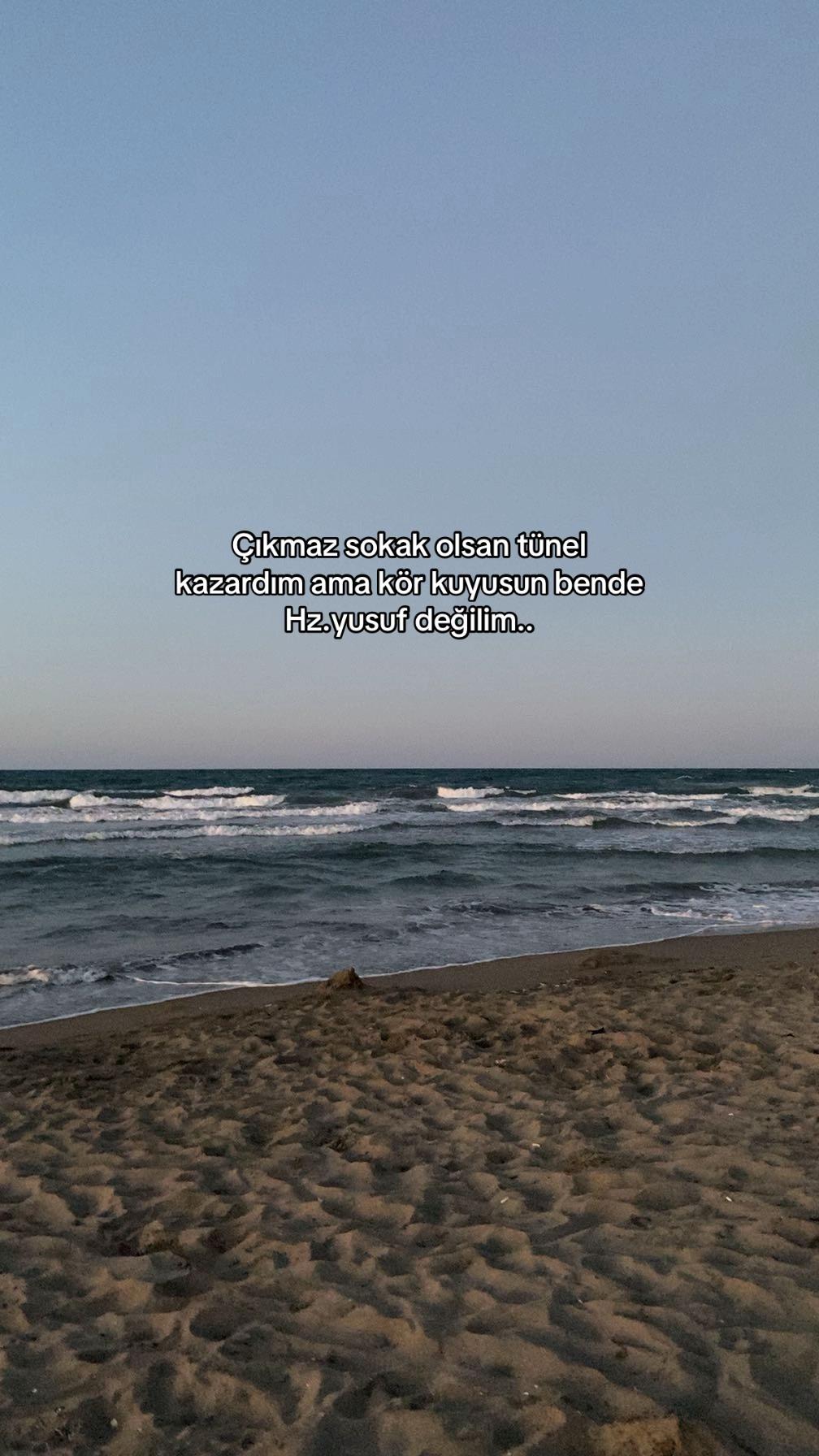 @𝒩