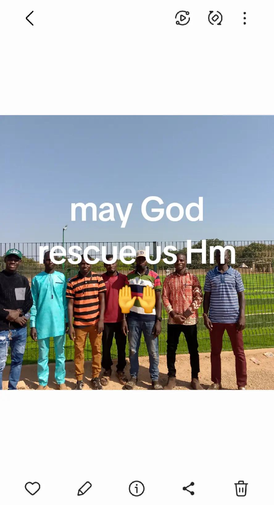 @Muzamil .com